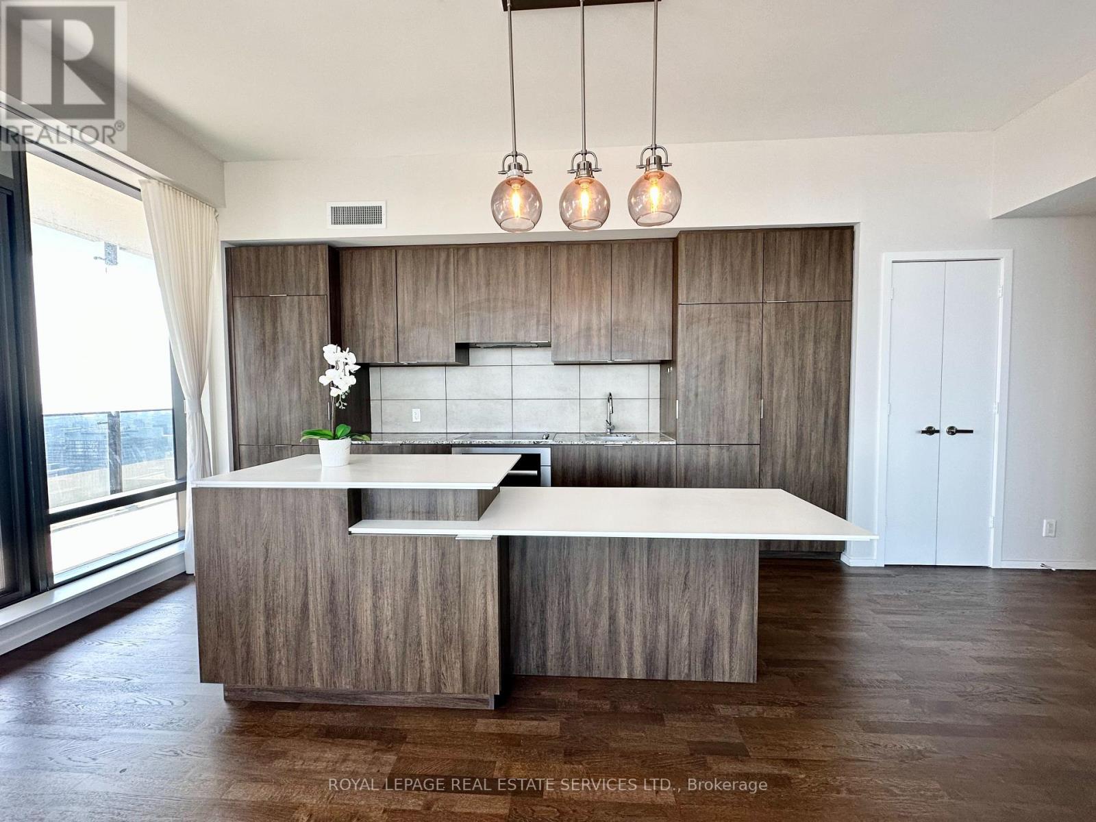 4501 - 5 St Joseph Street, Toronto (Bay Street Corridor), Ontario  M4Y 1J6 - Photo 2 - C12609638