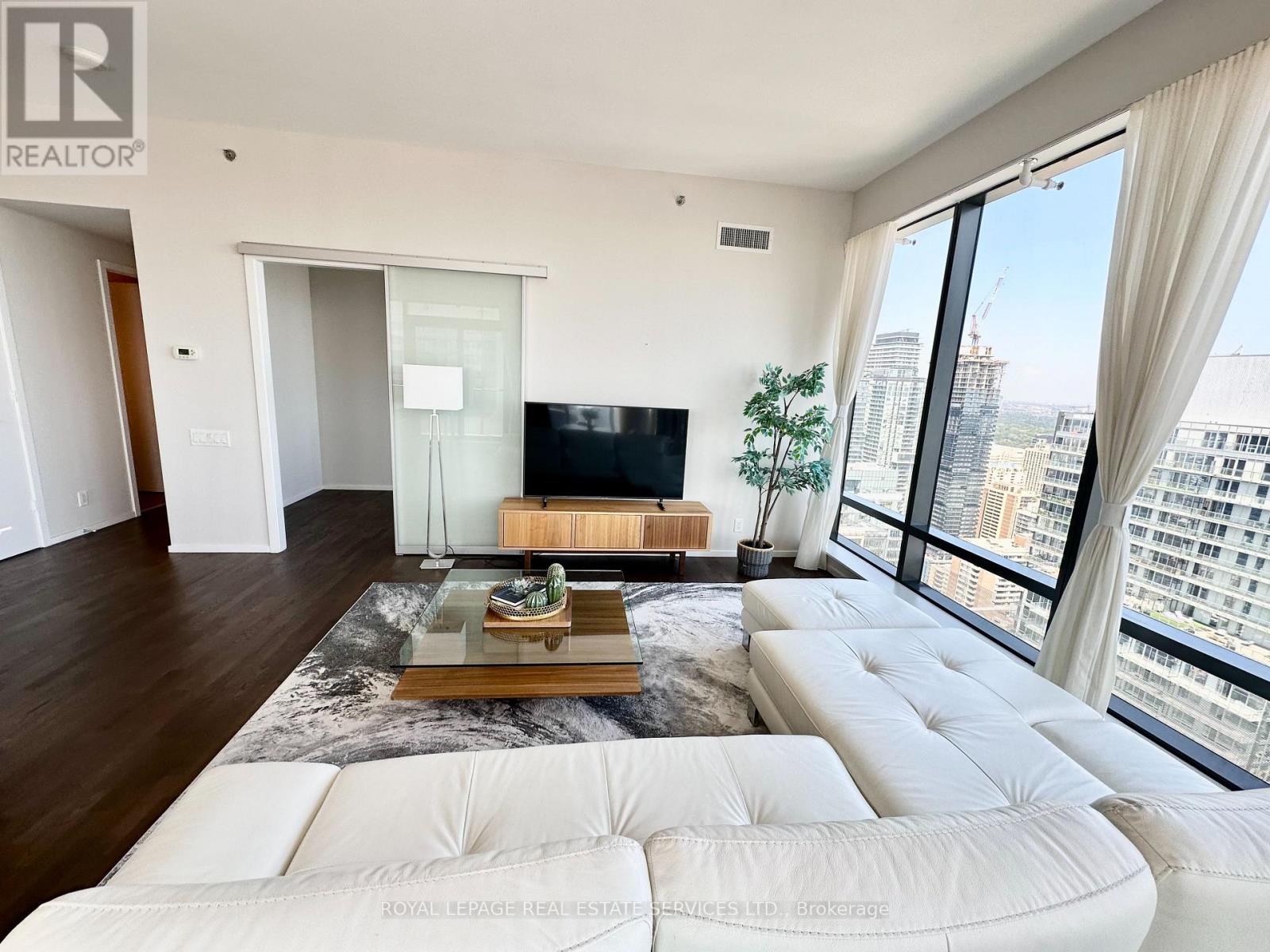 4501 - 5 St Joseph Street, Toronto (Bay Street Corridor), Ontario  M4Y 1J6 - Photo 7 - C12609638