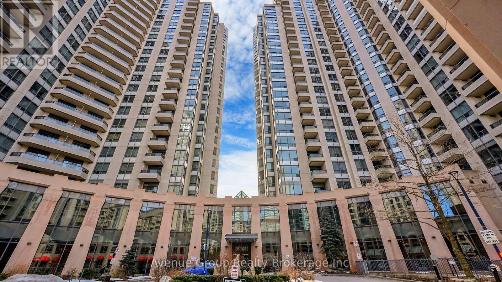 1929 - 15 NORTHTOWN WAY, Toronto, Ontario