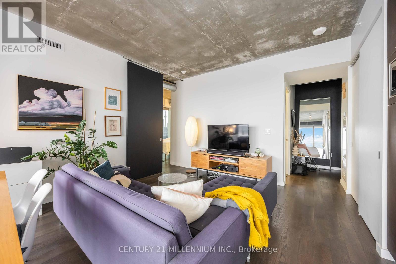 2409 - 170 Bayview Avenue, Toronto (Moss Park), Ontario  M5A 0M4 - Photo 7 - C12609660