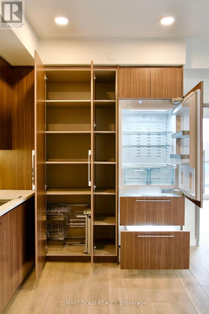 706 - 85 Mcmahon Drive, Toronto (Bayview Village), Ontario  M2K 0H1 - Photo 5 - C12609694