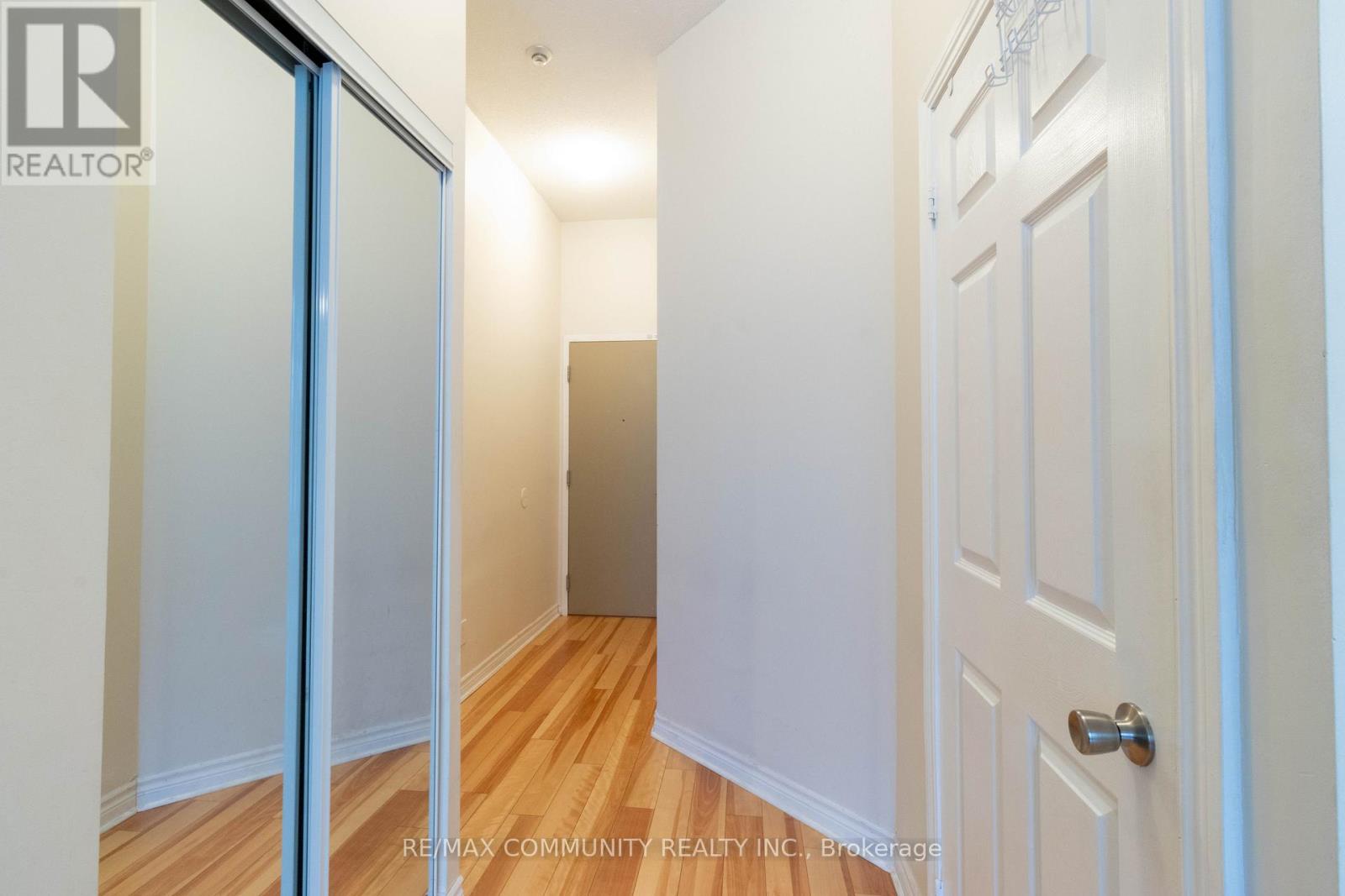 202 - 763 Bay Street, Toronto (Bay Street Corridor), Ontario  M5G 2R3 - Photo 7 - C12609712