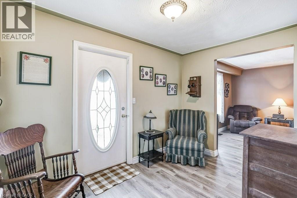 9188 Dickenson Road W, Mount Hope, Ontario  L0R 1W0 - Photo 6 - 40792872