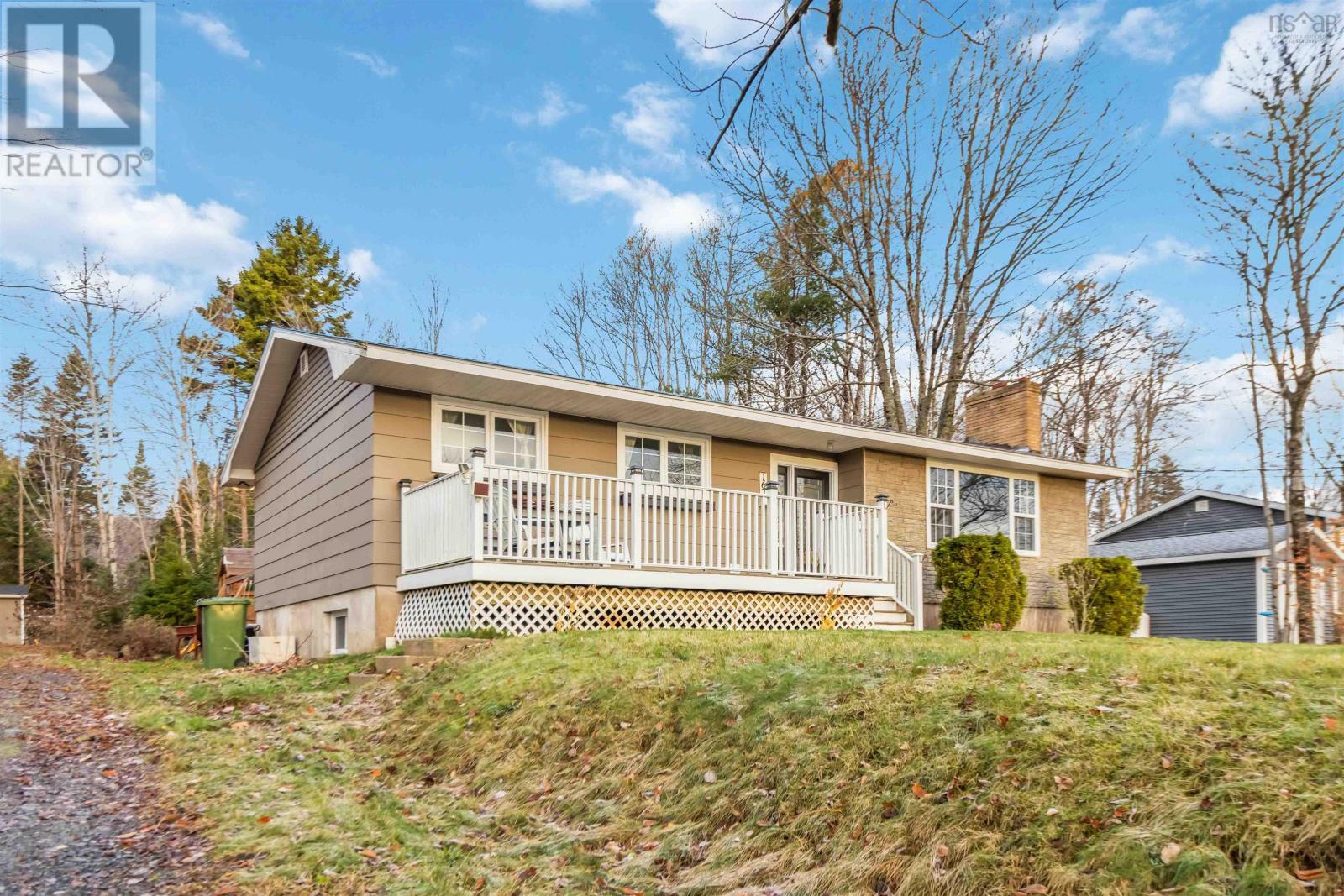167 Pinetree Crescent, Hammonds Plains, Nova Scotia  B3Z 1J7 - Photo 1 - 202527634