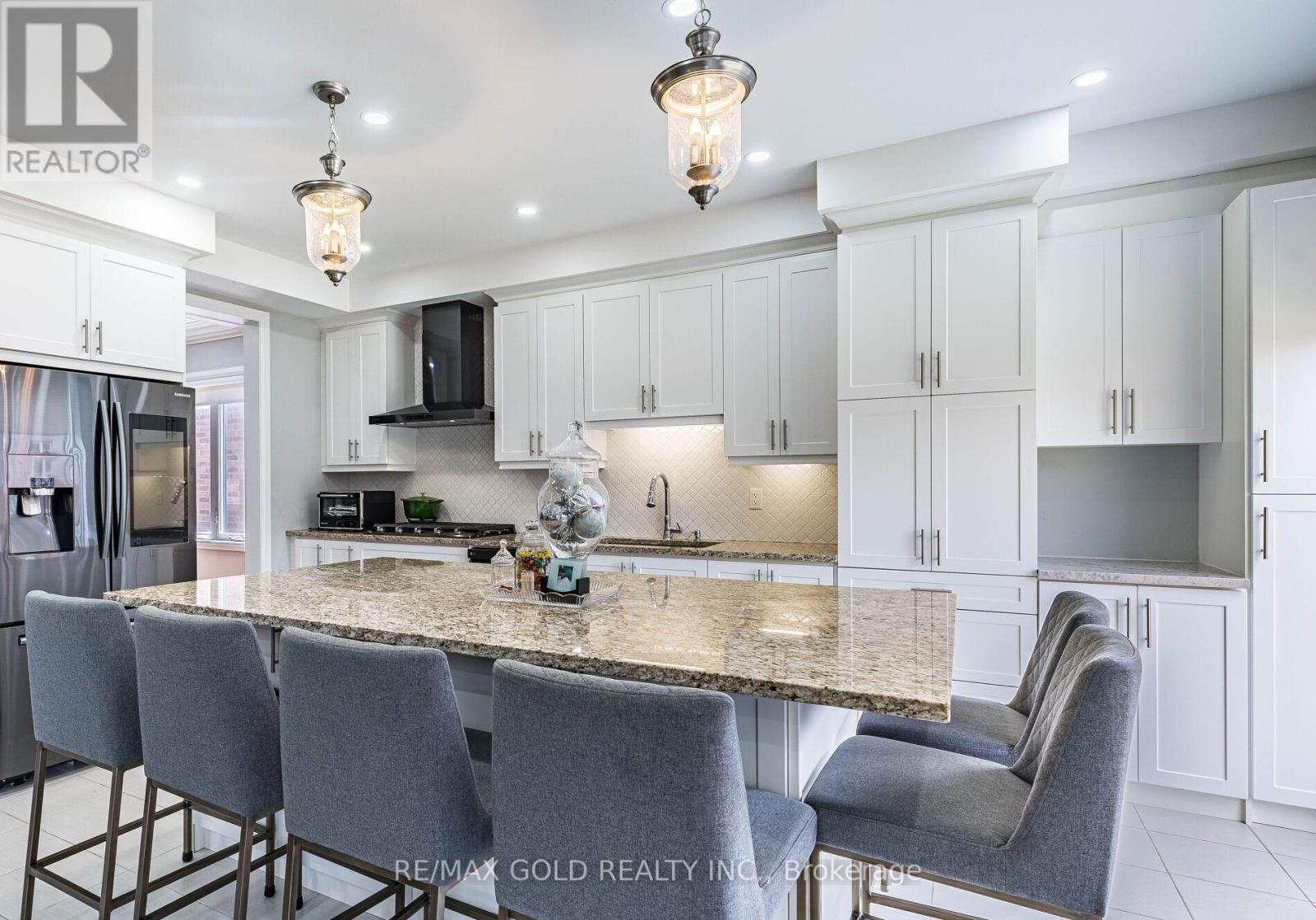 220 Eight Avenue, New Tecumseth (Alliston), Ontario  L9R 0H8 - Photo 11 - N12609642