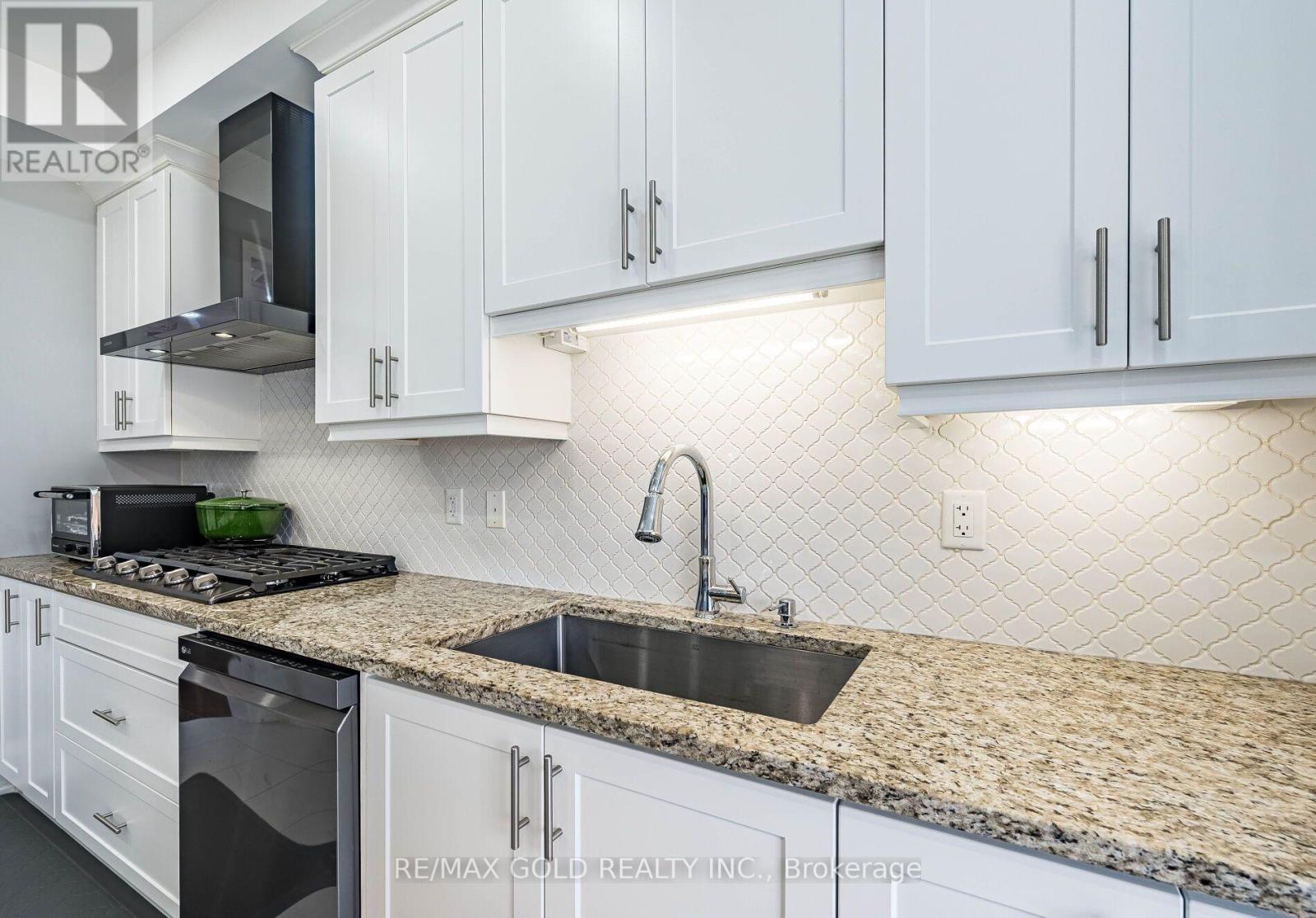 220 Eight Avenue, New Tecumseth (Alliston), Ontario  L9R 0H8 - Photo 13 - N12609642