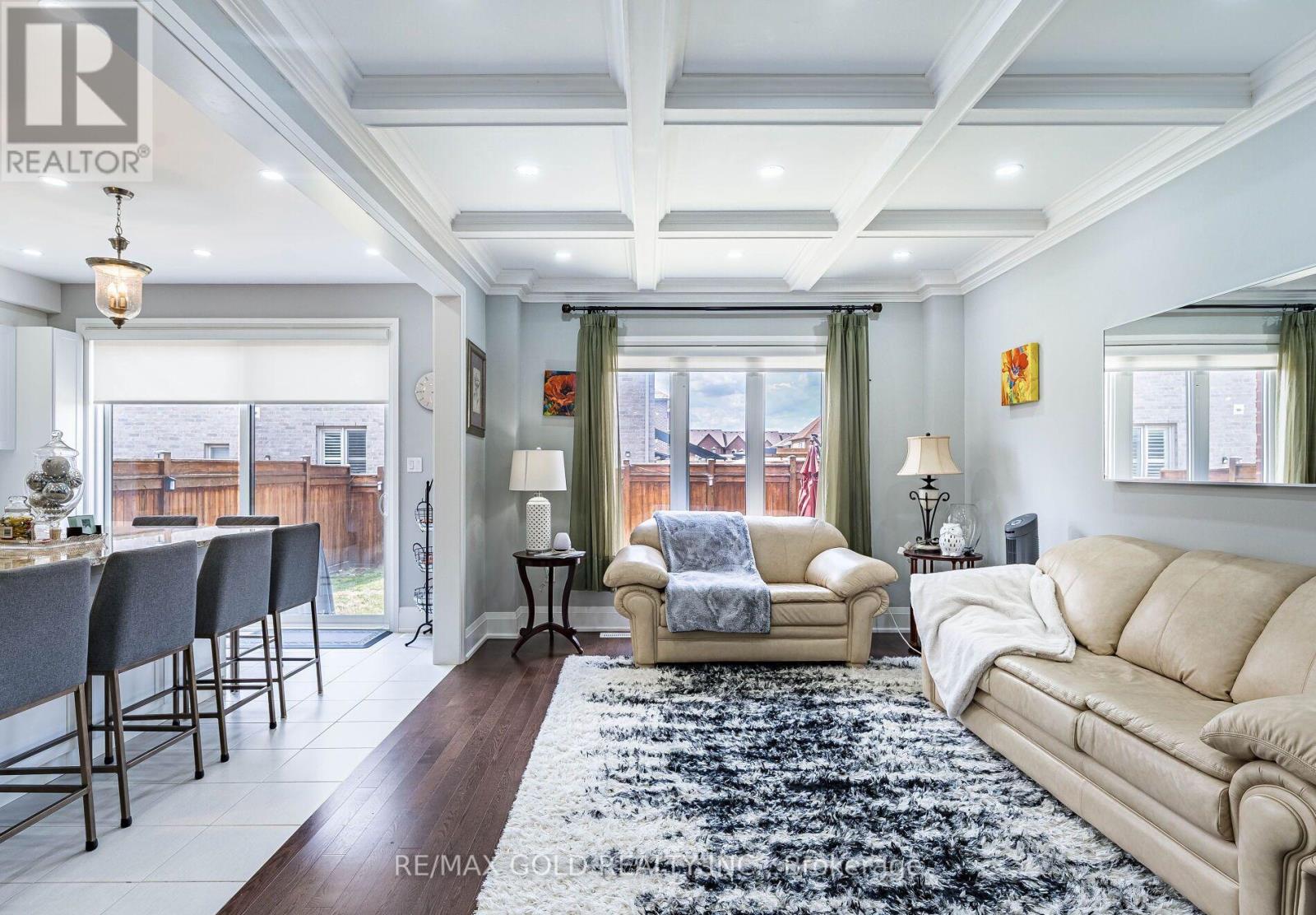 220 Eight Avenue, New Tecumseth (Alliston), Ontario  L9R 0H8 - Photo 8 - N12609642