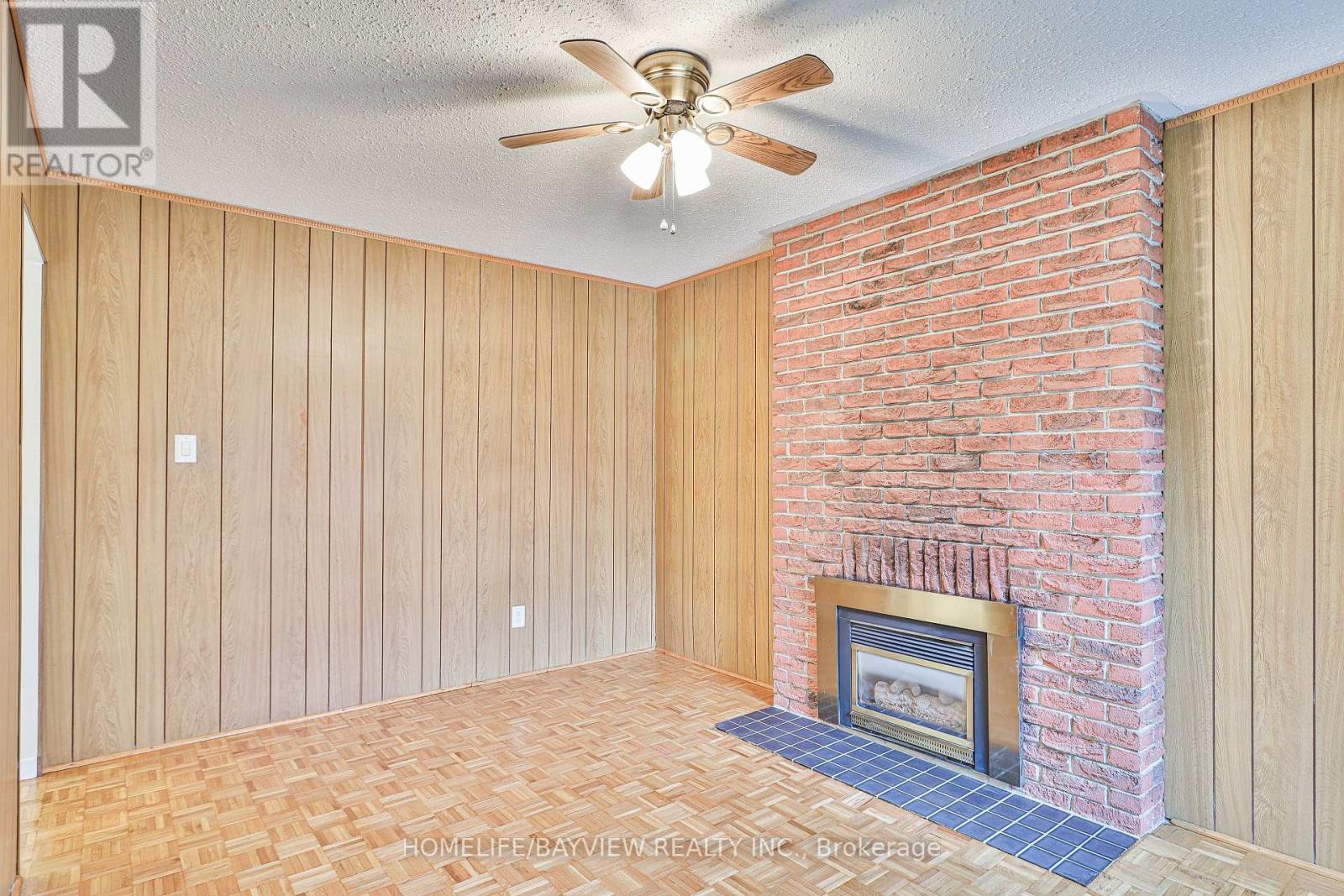 32 Penwick Crescent, Richmond Hill, Ontario  L4C 5B4 - Photo 15 - N12609728