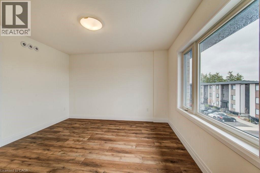 4 Lily Lane, Guelph, Ontario  N1L 0R2 - Photo 32 - 40783765