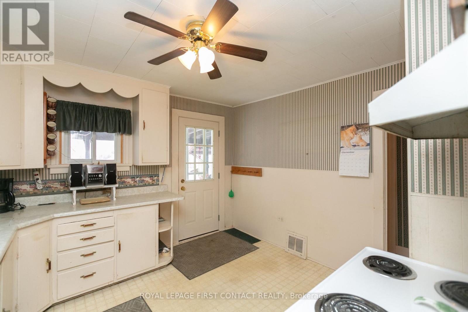 315 Grenville Avenue, Orillia, Ontario  L3V 2X7 - Photo 11 - S12609648