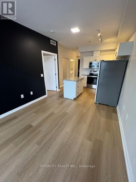 312 - 430 Essa Road, Barrie, Ontario  L0M 1A0 - Photo 7 - S12609726