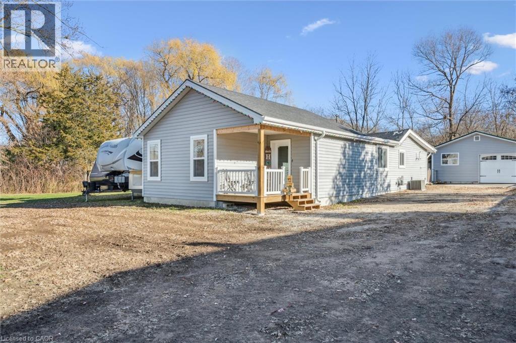 584038 Beachville Road, Ingersoll, Ontario  N5C 3J5 - Photo 3 - 40789006