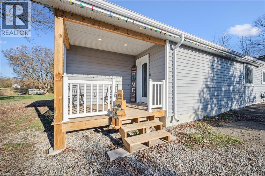 584038 Beachville Road, Ingersoll, Ontario  N5C 3J5 - Photo 6 - 40789006