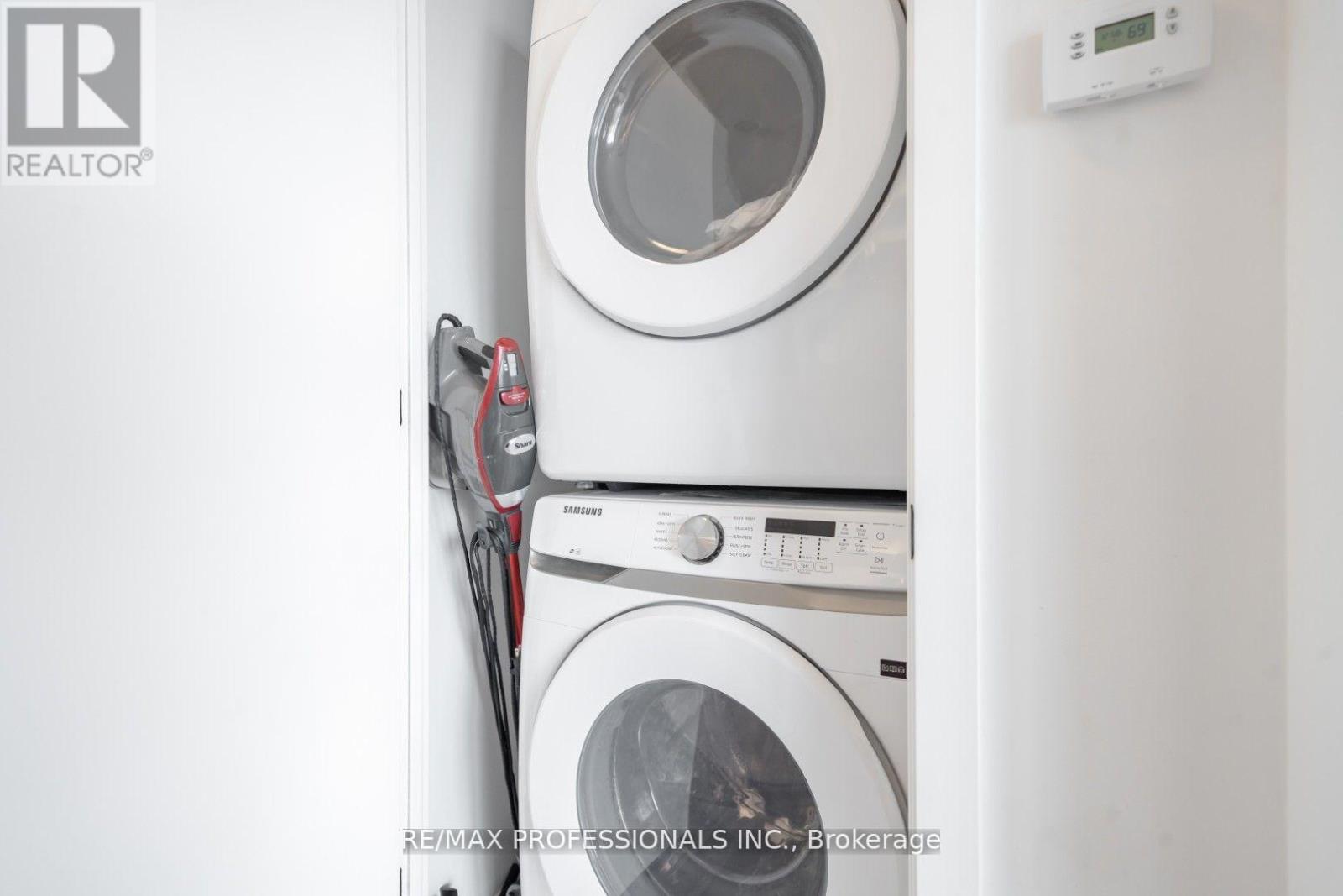 305 - 36 Zorra Street, Toronto (Islington-City Centre West), Ontario  M8Z 0G5 - Photo 17 - W12609610