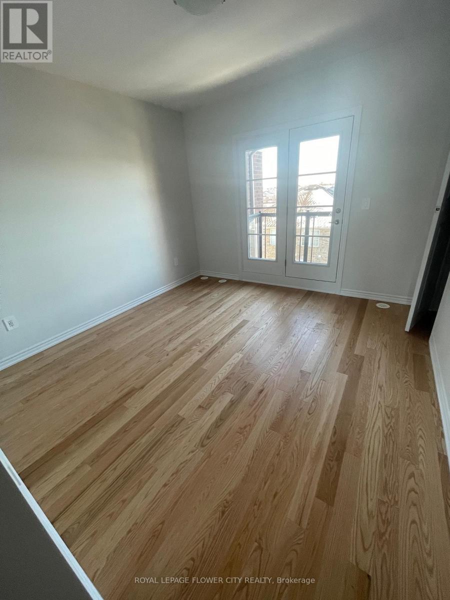 5993 Saigon Street, Mississauga, Ontario  L5V 3B2 - Photo 10 - W12609612