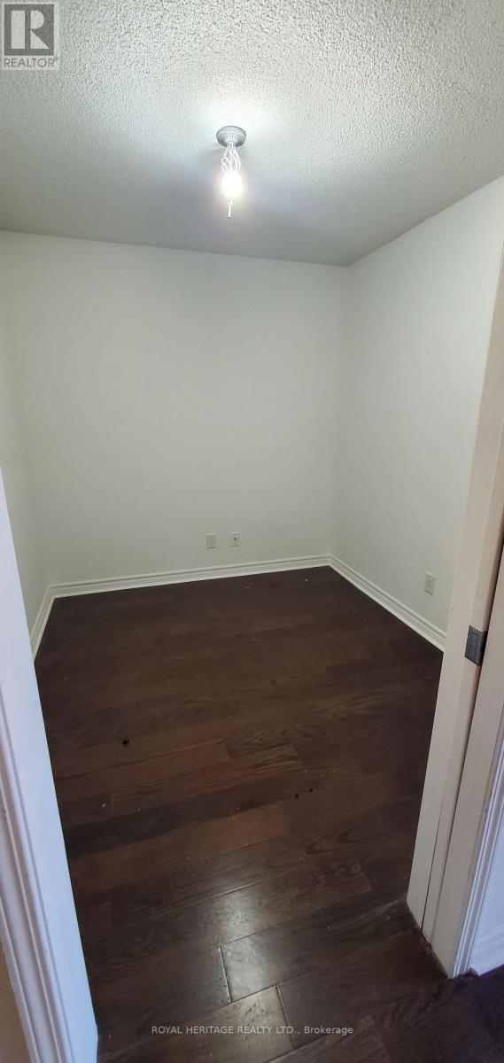 712 - 4090 Living Arts Drive, Mississauga (City Centre), Ontario  L5B 4M8 - Photo 7 - W12609626