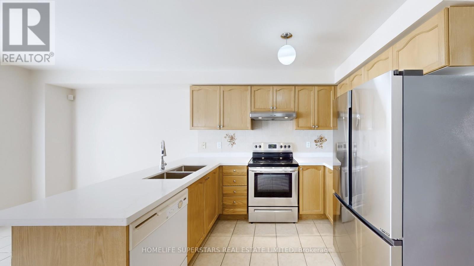 4783 Apple Blossom Circle, Mississauga, Ontario  L5V 3C7 - Photo 12 - W12609634