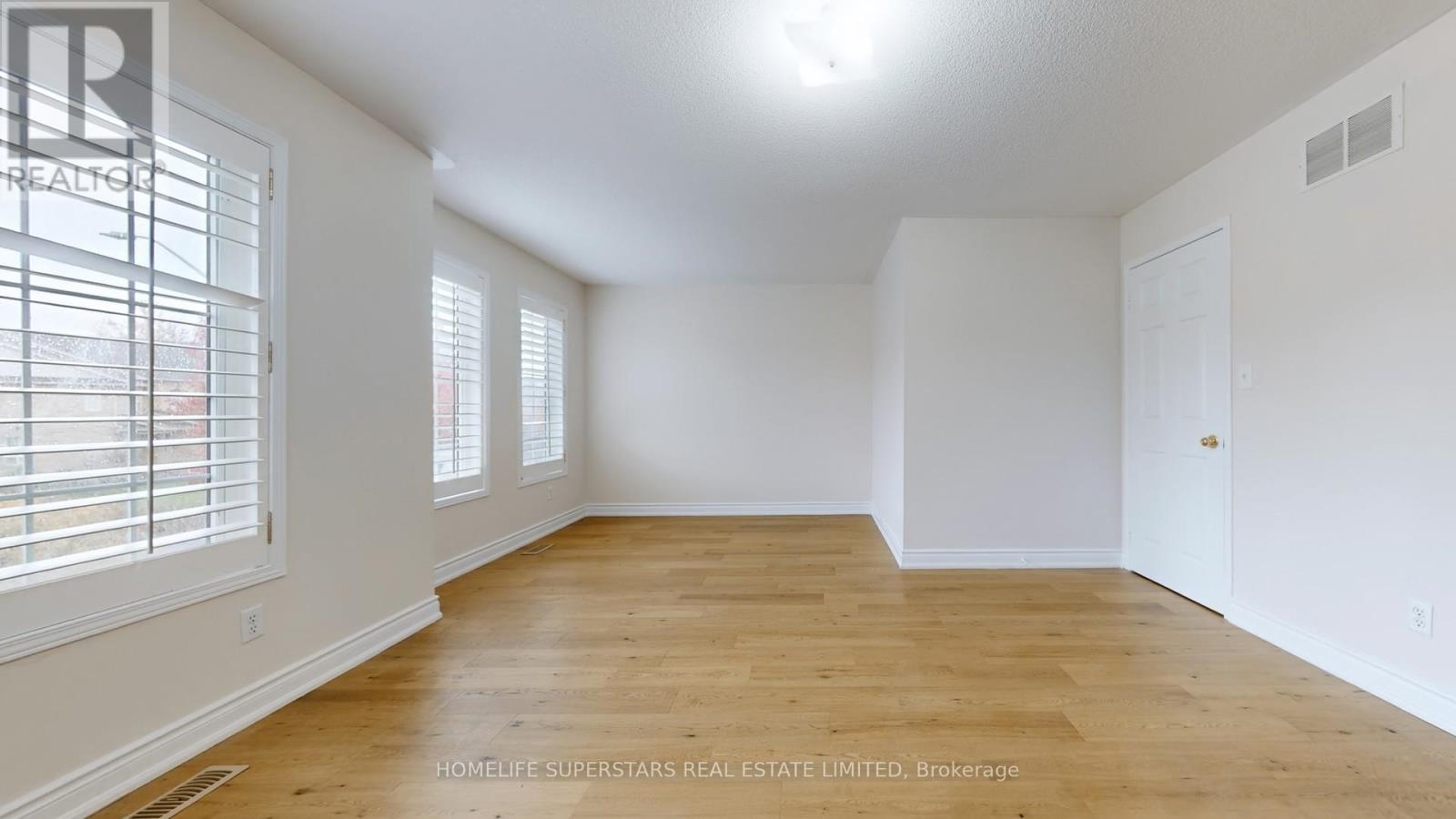 4783 Apple Blossom Circle, Mississauga, Ontario  L5V 3C7 - Photo 34 - W12609634