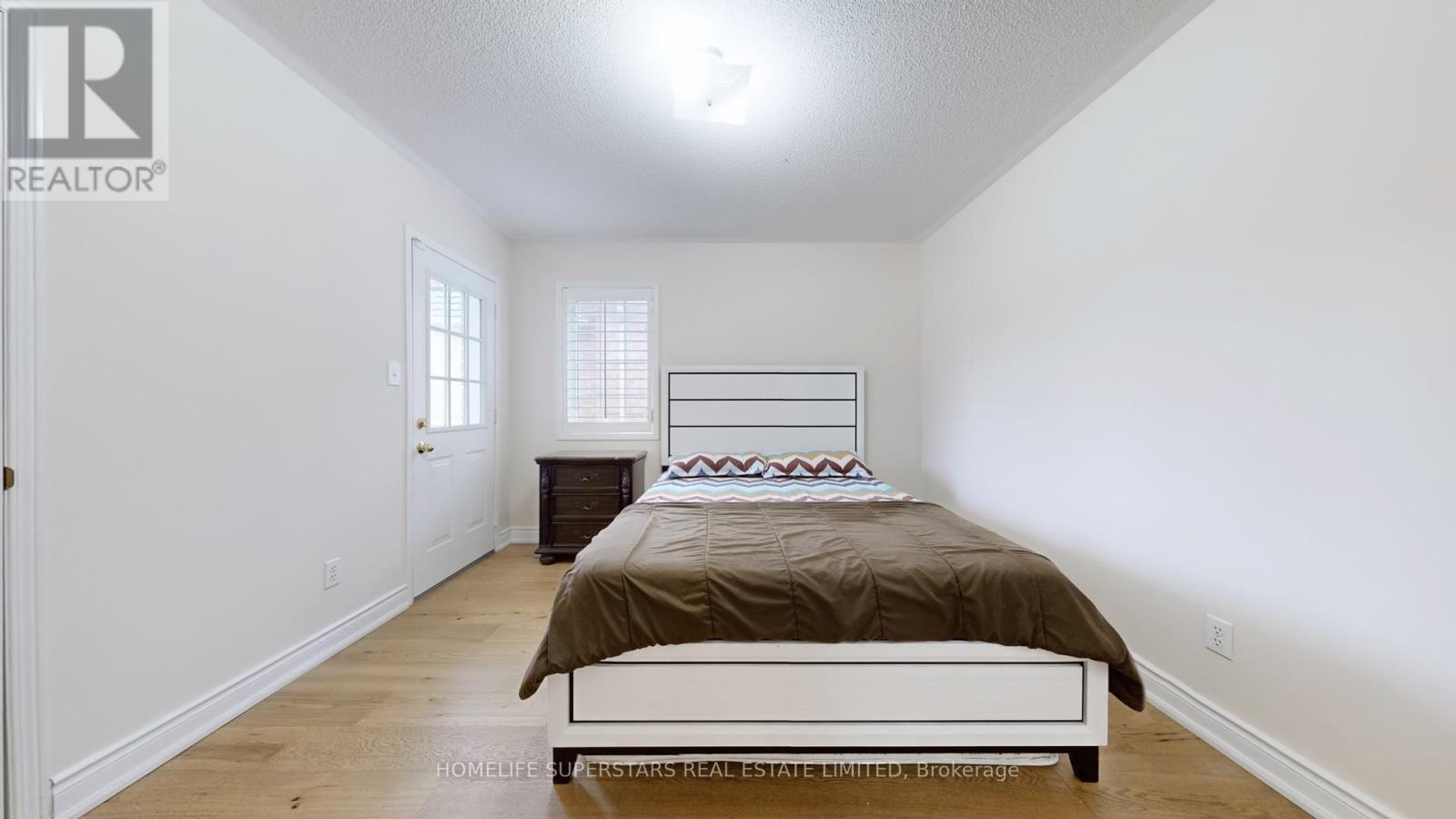 4783 Apple Blossom Circle, Mississauga, Ontario  L5V 3C7 - Photo 37 - W12609634