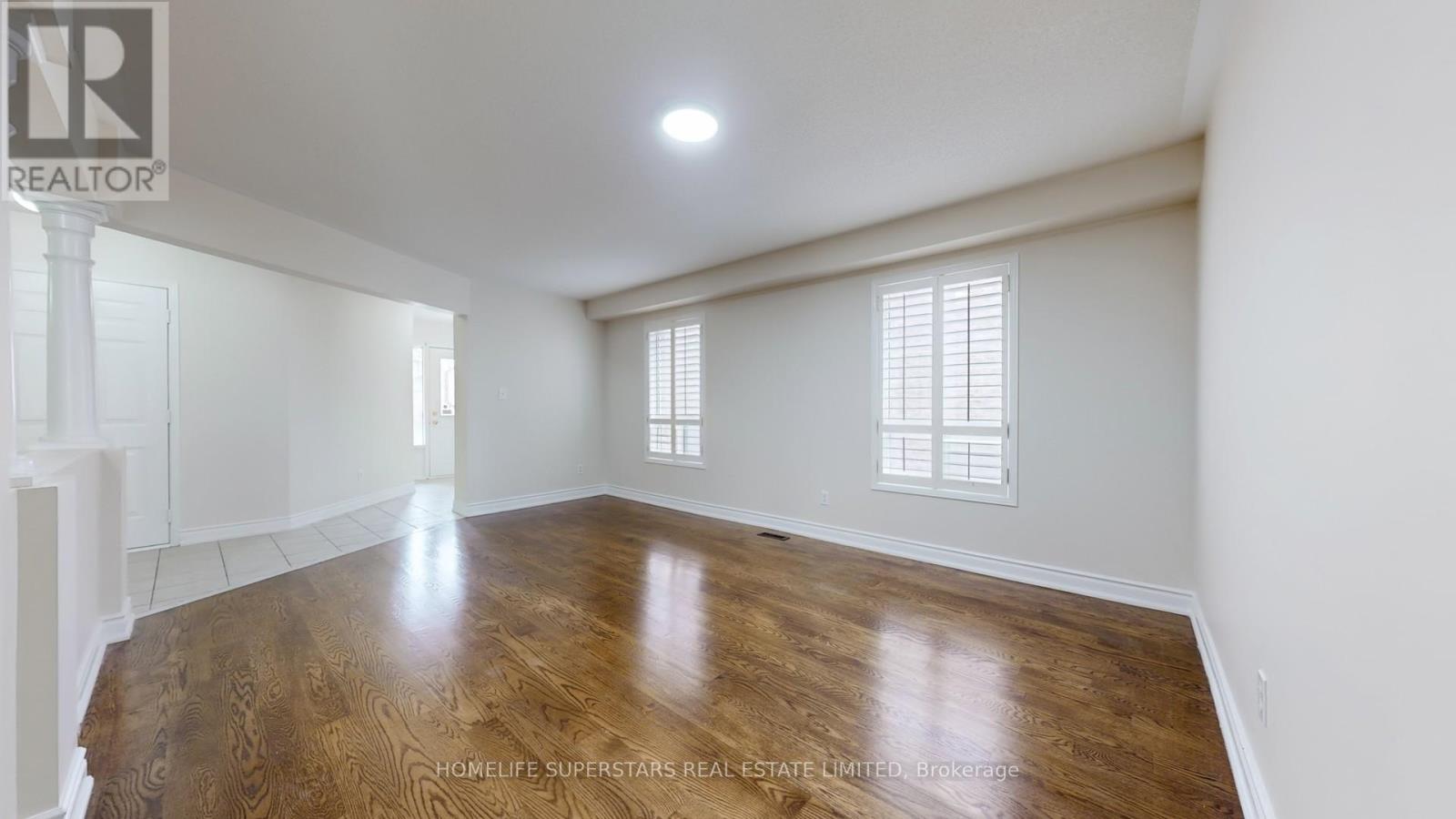 4783 Apple Blossom Circle, Mississauga, Ontario  L5V 3C7 - Photo 4 - W12609634