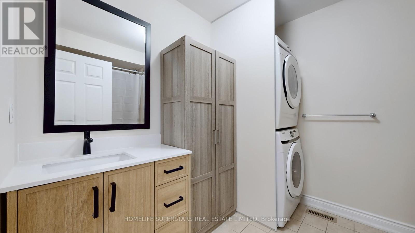 4783 Apple Blossom Circle, Mississauga, Ontario  L5V 3C7 - Photo 43 - W12609634