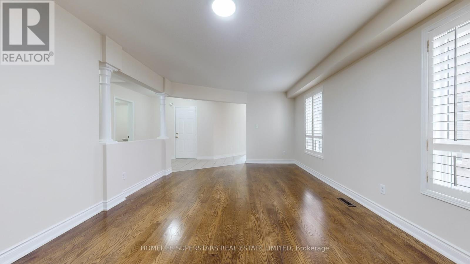 4783 Apple Blossom Circle, Mississauga, Ontario  L5V 3C7 - Photo 6 - W12609634