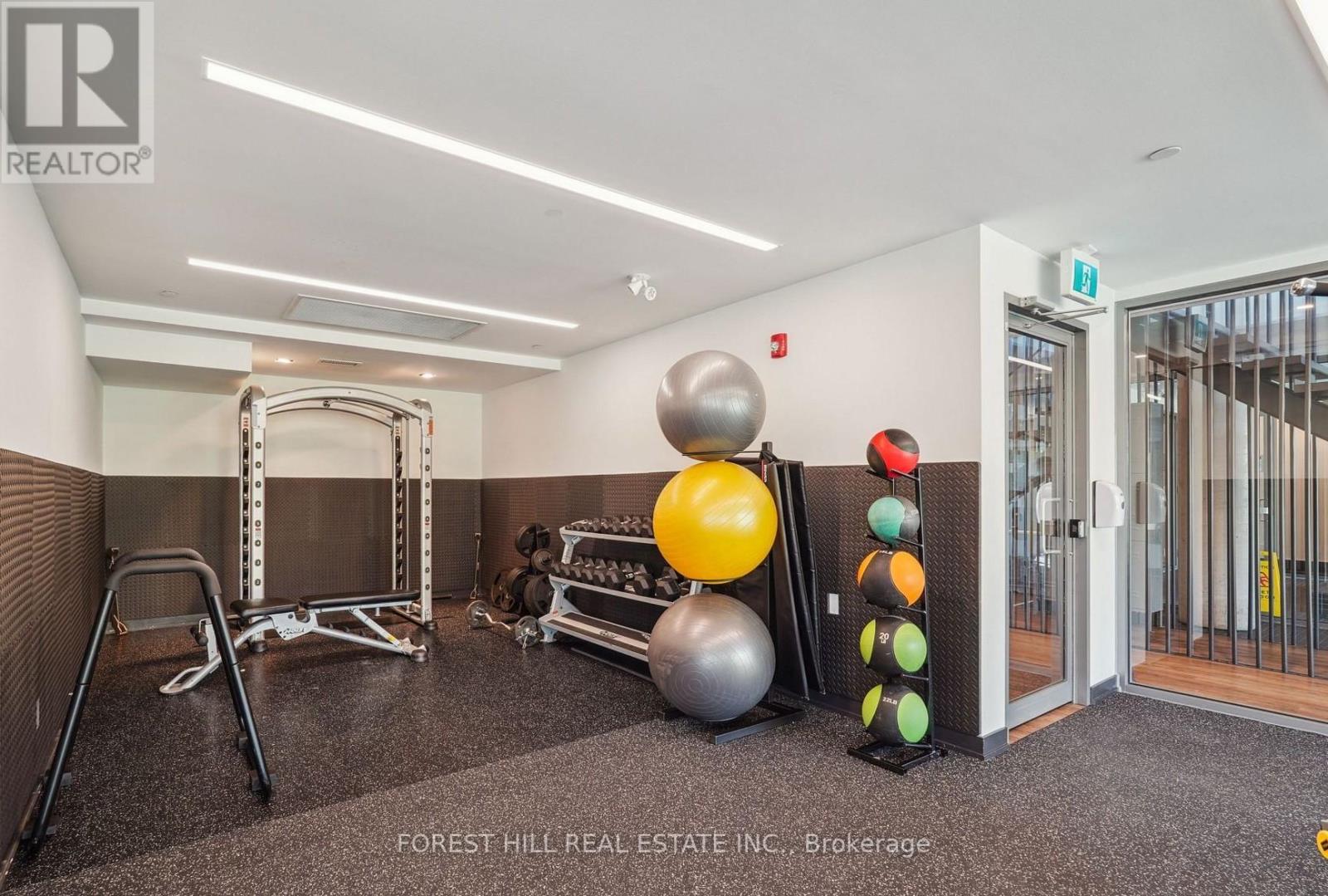 C408 - 5260 Dundas Street, Burlington, Ontario  L7R 3X4 - Photo 14 - W12609644