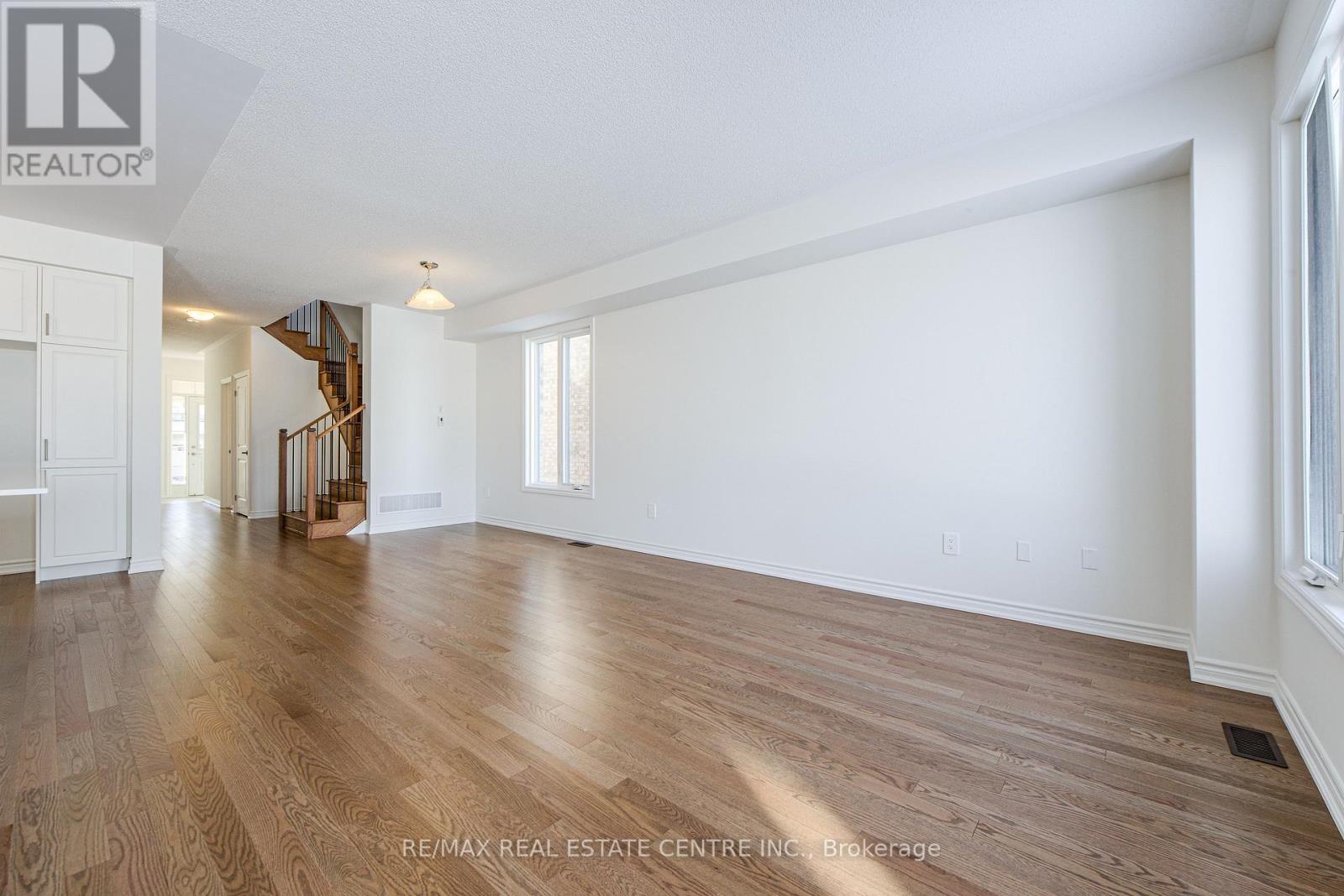 1467 Savoline Boulevard, Milton (Walker), Ontario  L9E 2G5 - Photo 17 - W12609654