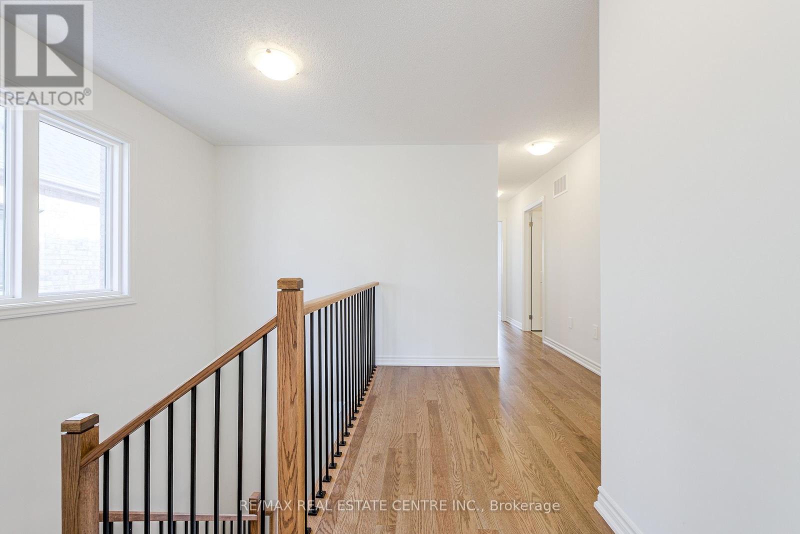 1467 Savoline Boulevard, Milton (Walker), Ontario  L9E 2G5 - Photo 20 - W12609654