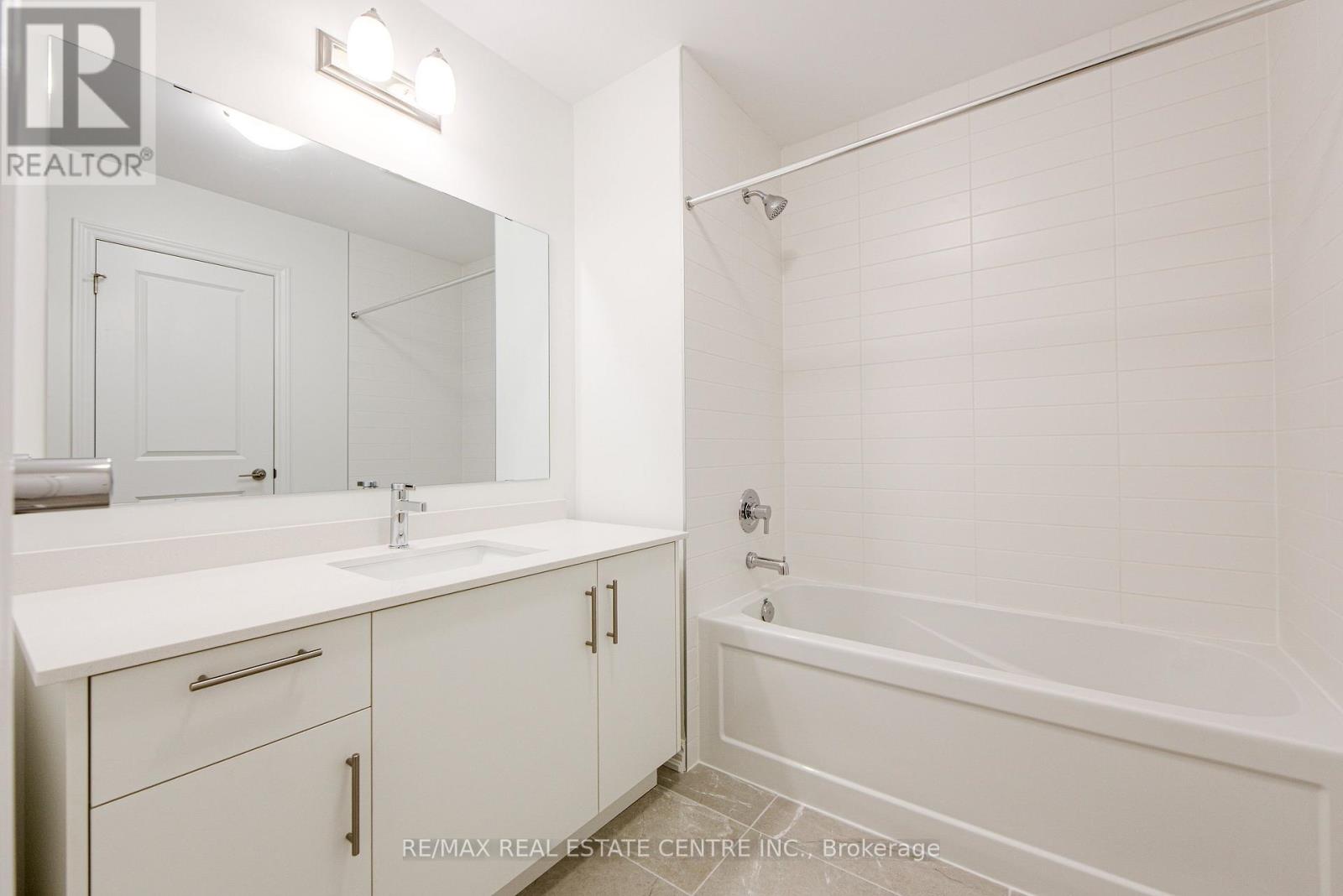 1467 Savoline Boulevard, Milton (Walker), Ontario  L9E 2G5 - Photo 26 - W12609654