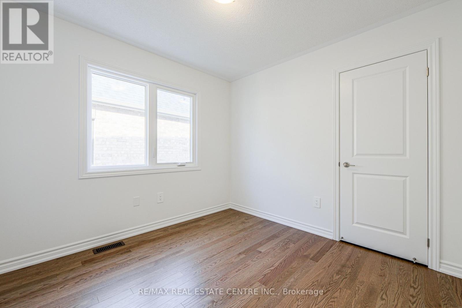 1467 Savoline Boulevard, Milton (Walker), Ontario  L9E 2G5 - Photo 29 - W12609654