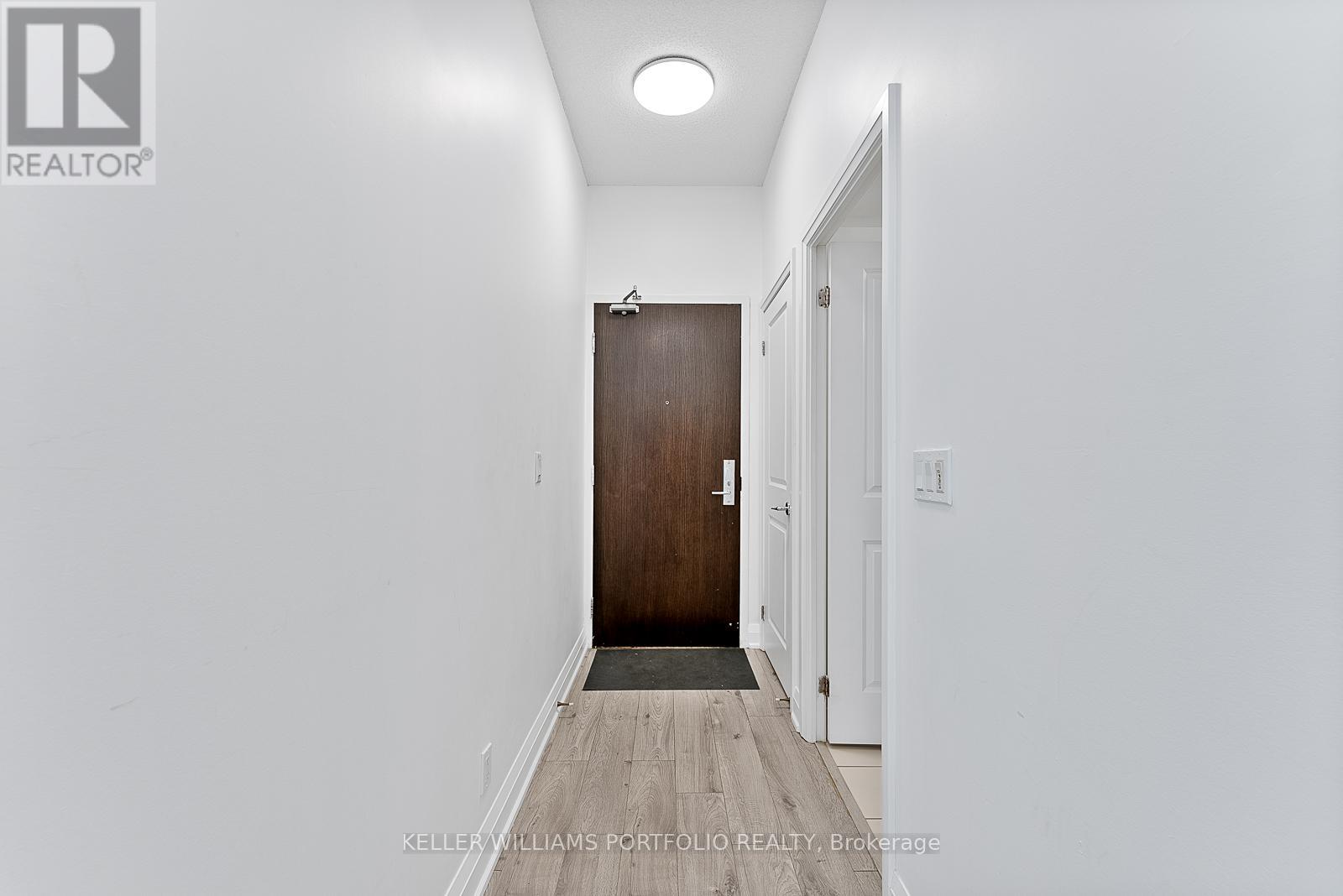 508 - 1185 The Queensway Avenue, Toronto (Islington-City Centre West), Ontario  M8Z 0C6 - Photo 3 - W12609700