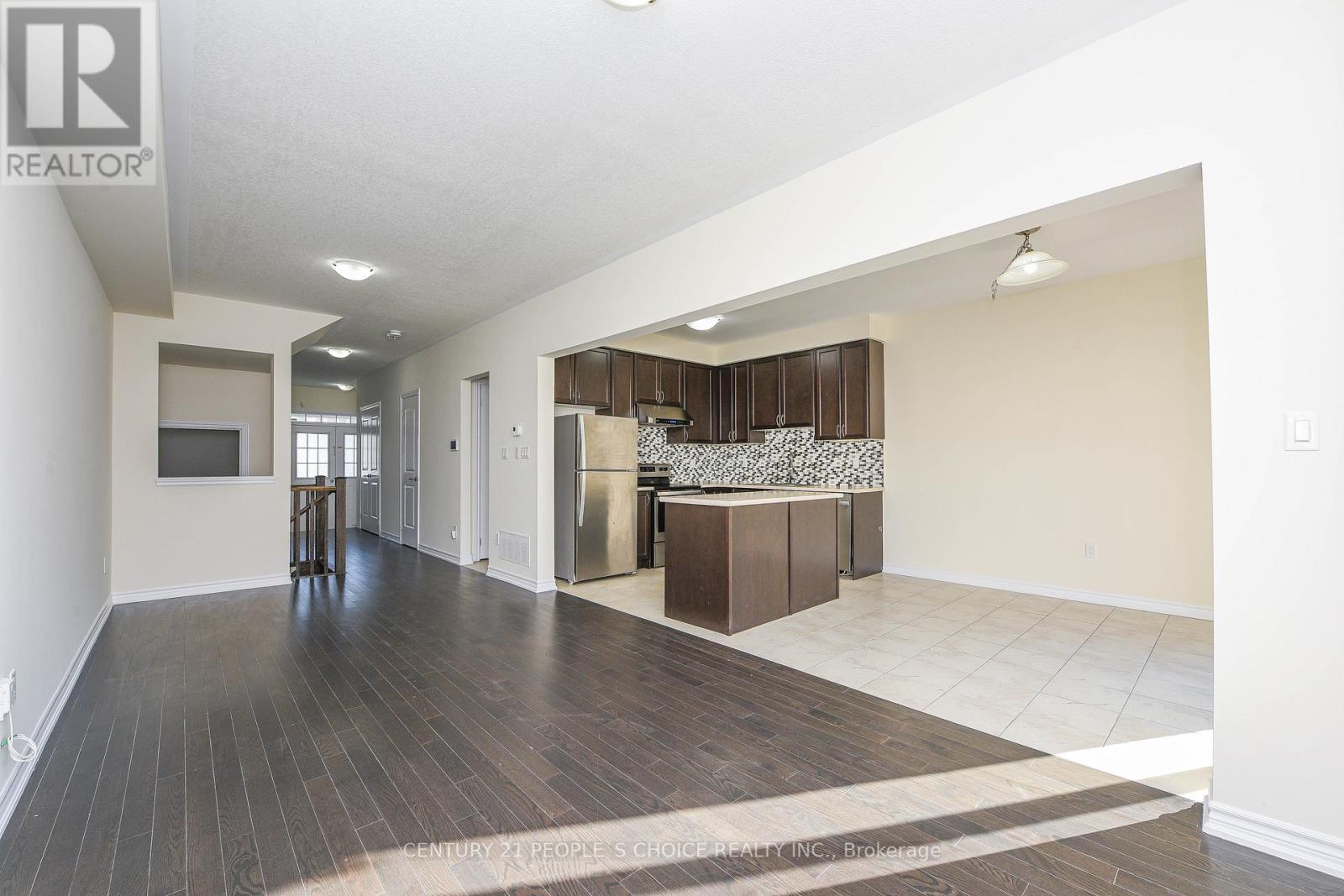 18 Cohoe Street, Brampton (Northwest Brampton), Ontario  L7A 4X8 - Photo 10 - W12609720