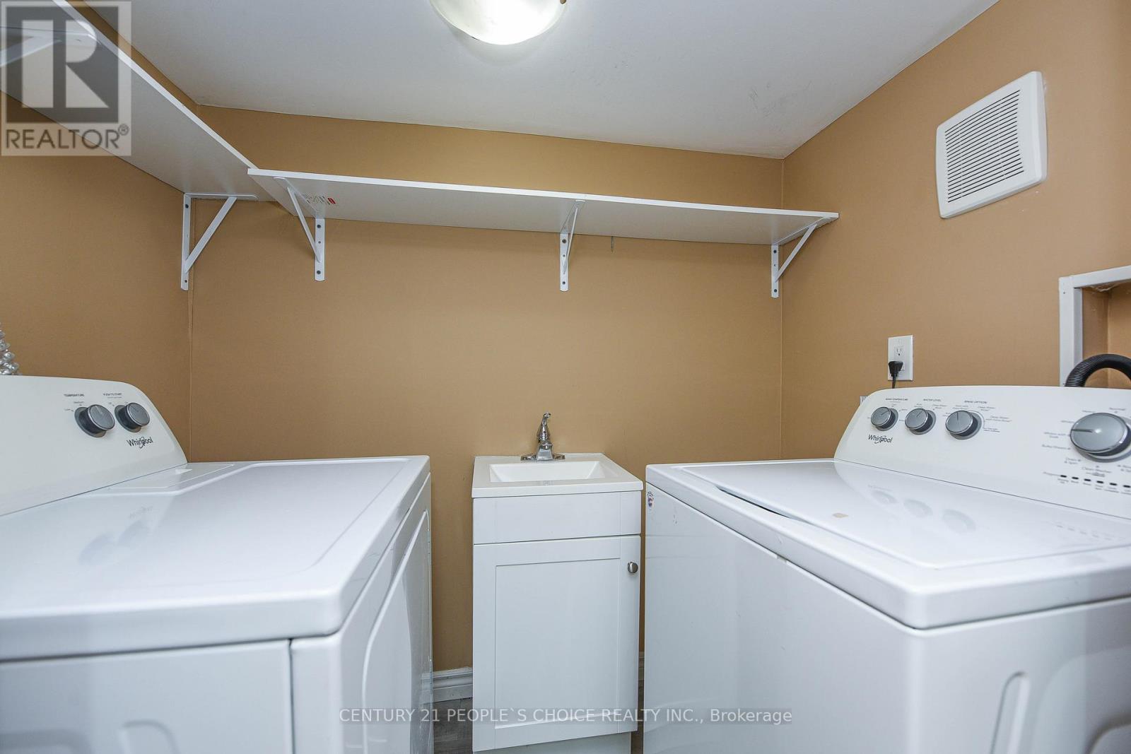 18 Cohoe Street, Brampton (Northwest Brampton), Ontario  L7A 4X8 - Photo 38 - W12609720