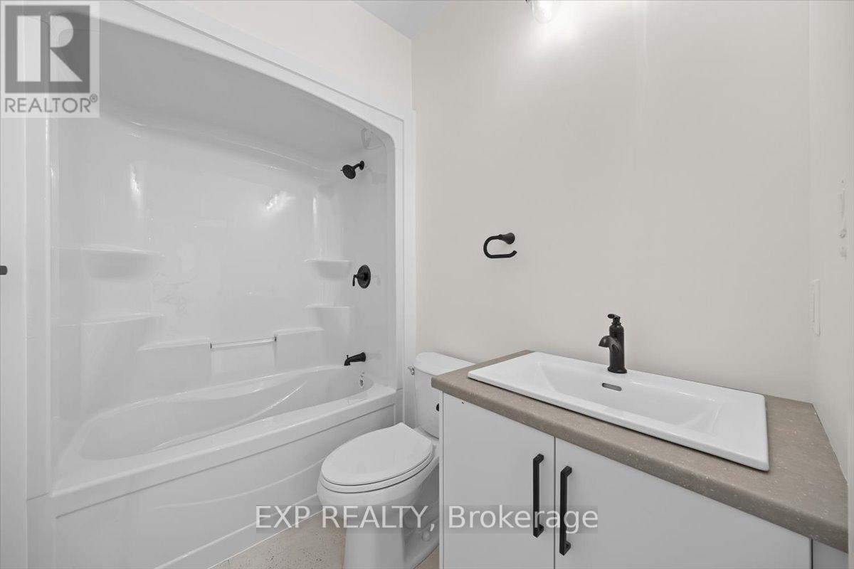 1710 County Road 18 Road, North Grenville, Ontario  K0G 1S0 - Photo 17 - X12605294