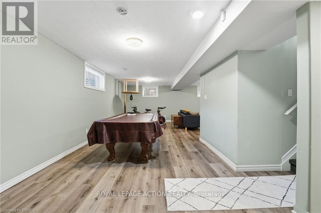 14 Dunton Lane, Brant (Paris), Ontario  N3L 4E2 - Photo 19 - X12609688