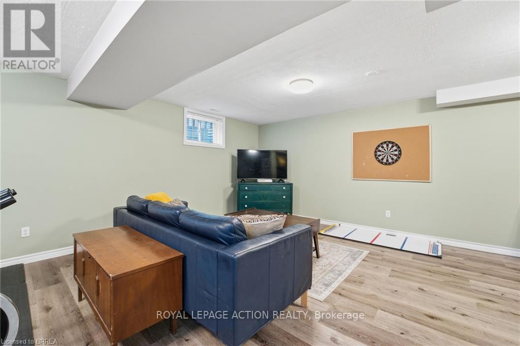 14 Dunton Lane, Brant (Paris), Ontario  N3L 4E2 - Photo 21 - X12609688