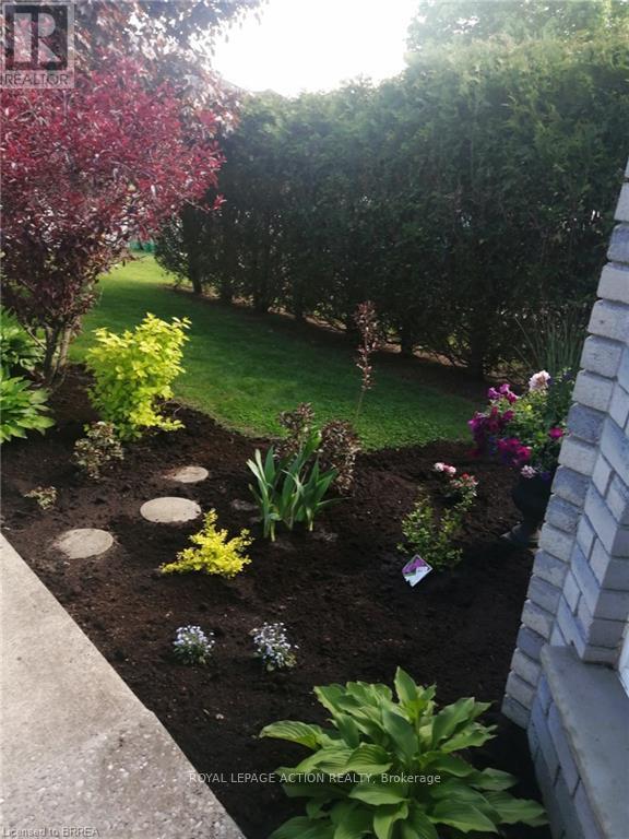 14 Dunton Lane, Brant (Paris), Ontario  N3L 4E2 - Photo 32 - X12609688