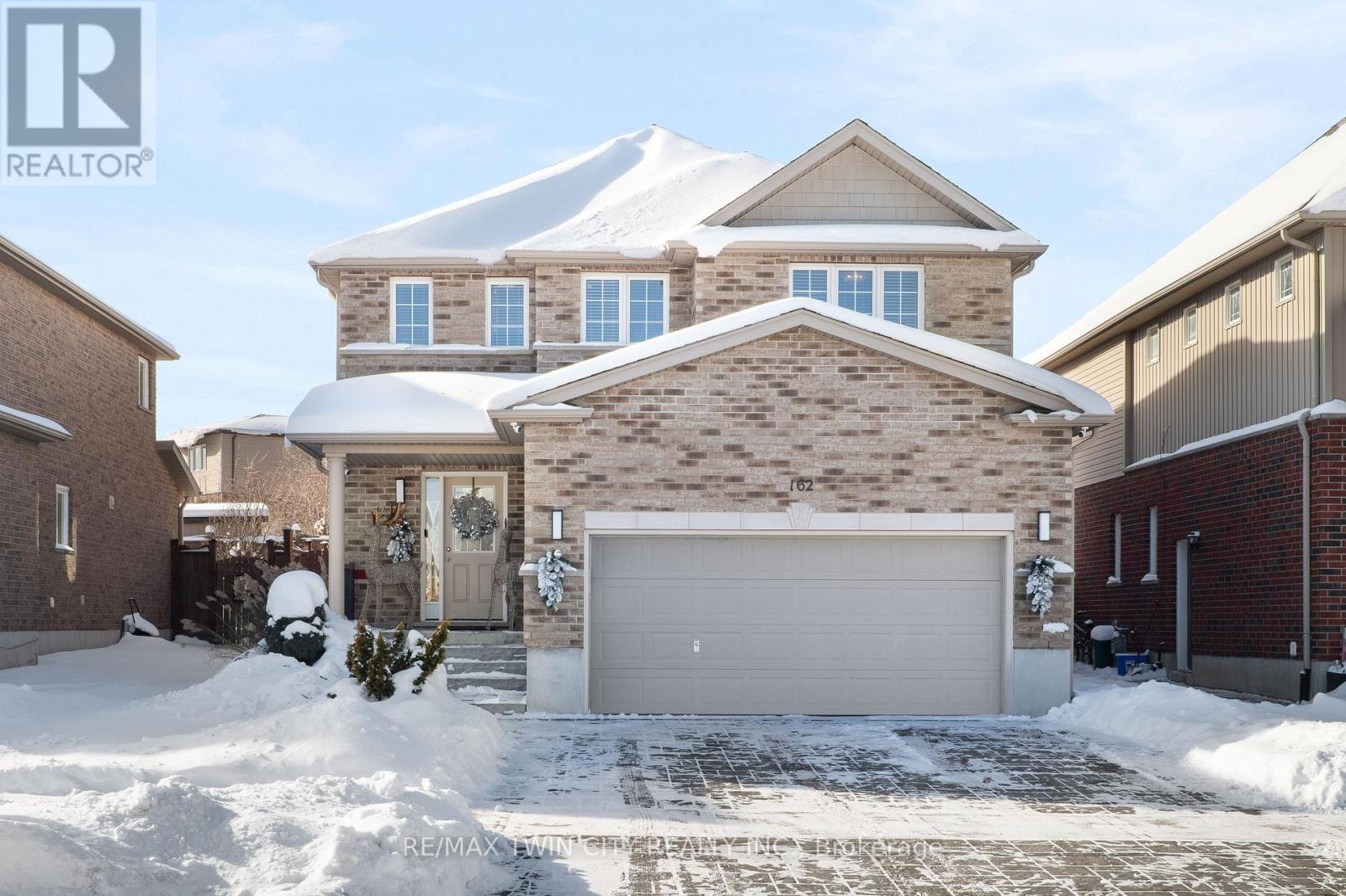 162 BANFFSHIRE STREET, kitchener, Ontario