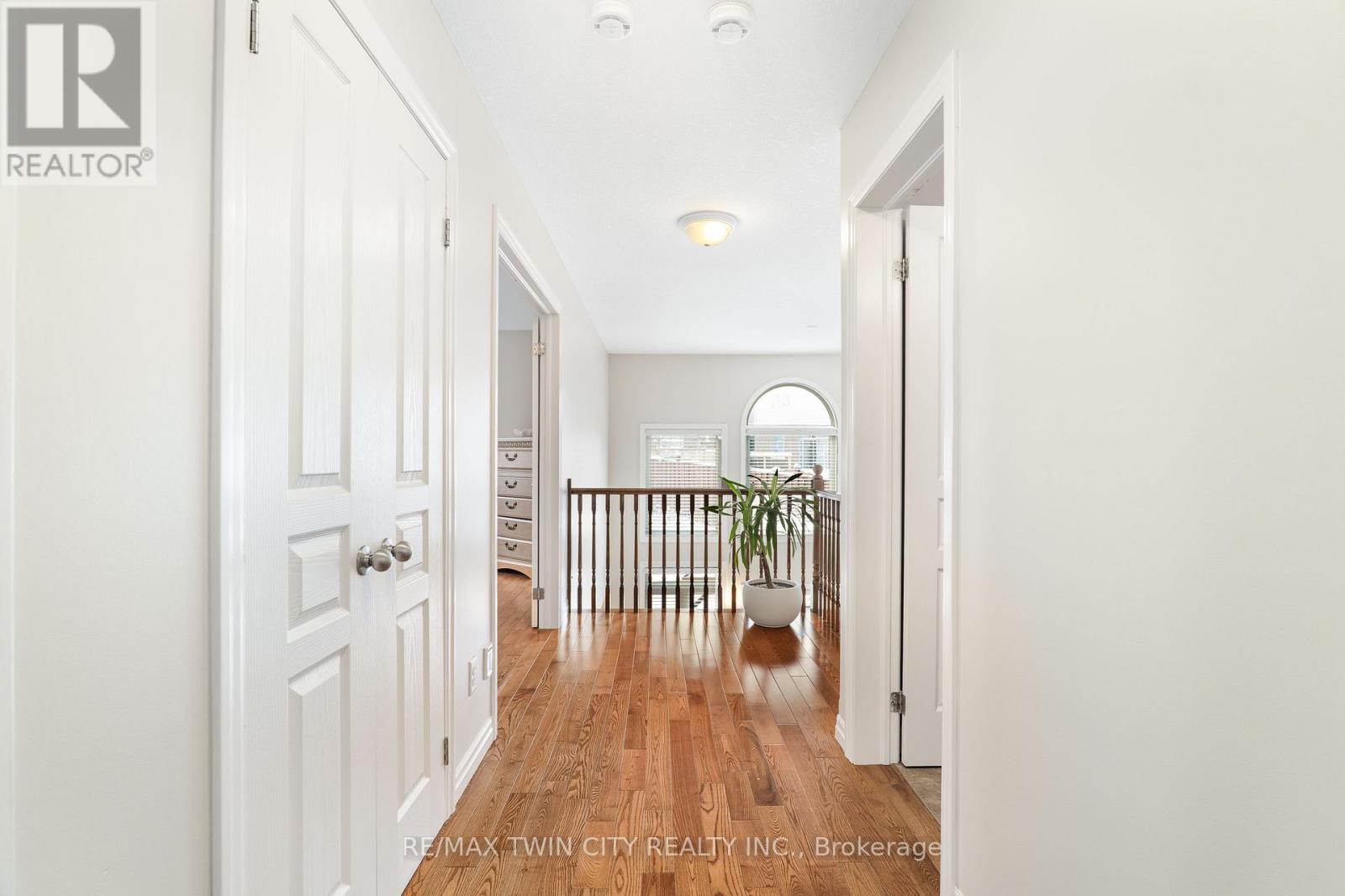 162 Banffshire Street, Kitchener, Ontario  N2R 1W7 - Photo 32 - X12609696