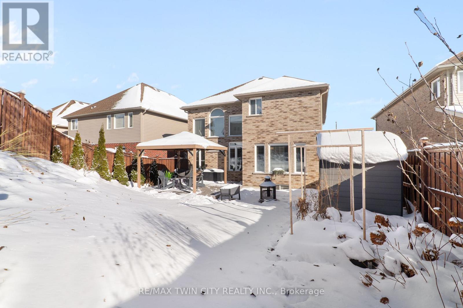 162 Banffshire Street, Kitchener, Ontario  N2R 1W7 - Photo 43 - X12609696