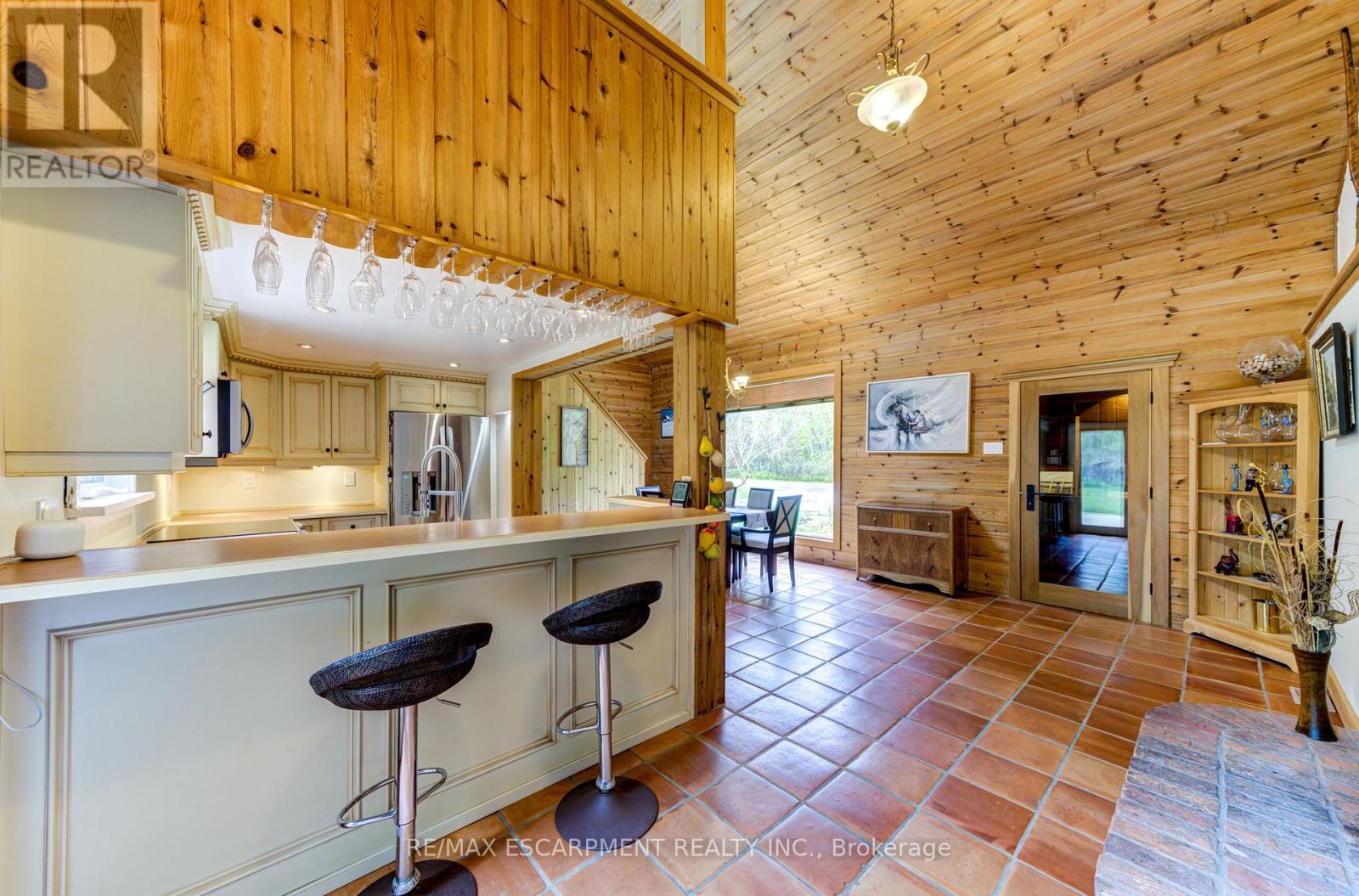 109 Hope Street, Blue Mountains, Ontario  L9Y 0L1 - Photo 19 - X12609716