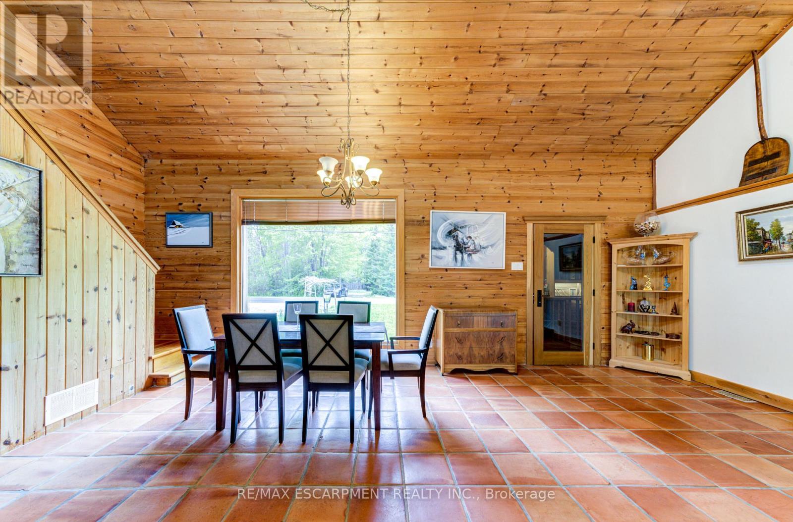 109 Hope Street, Blue Mountains, Ontario  L9Y 0L1 - Photo 23 - X12609716