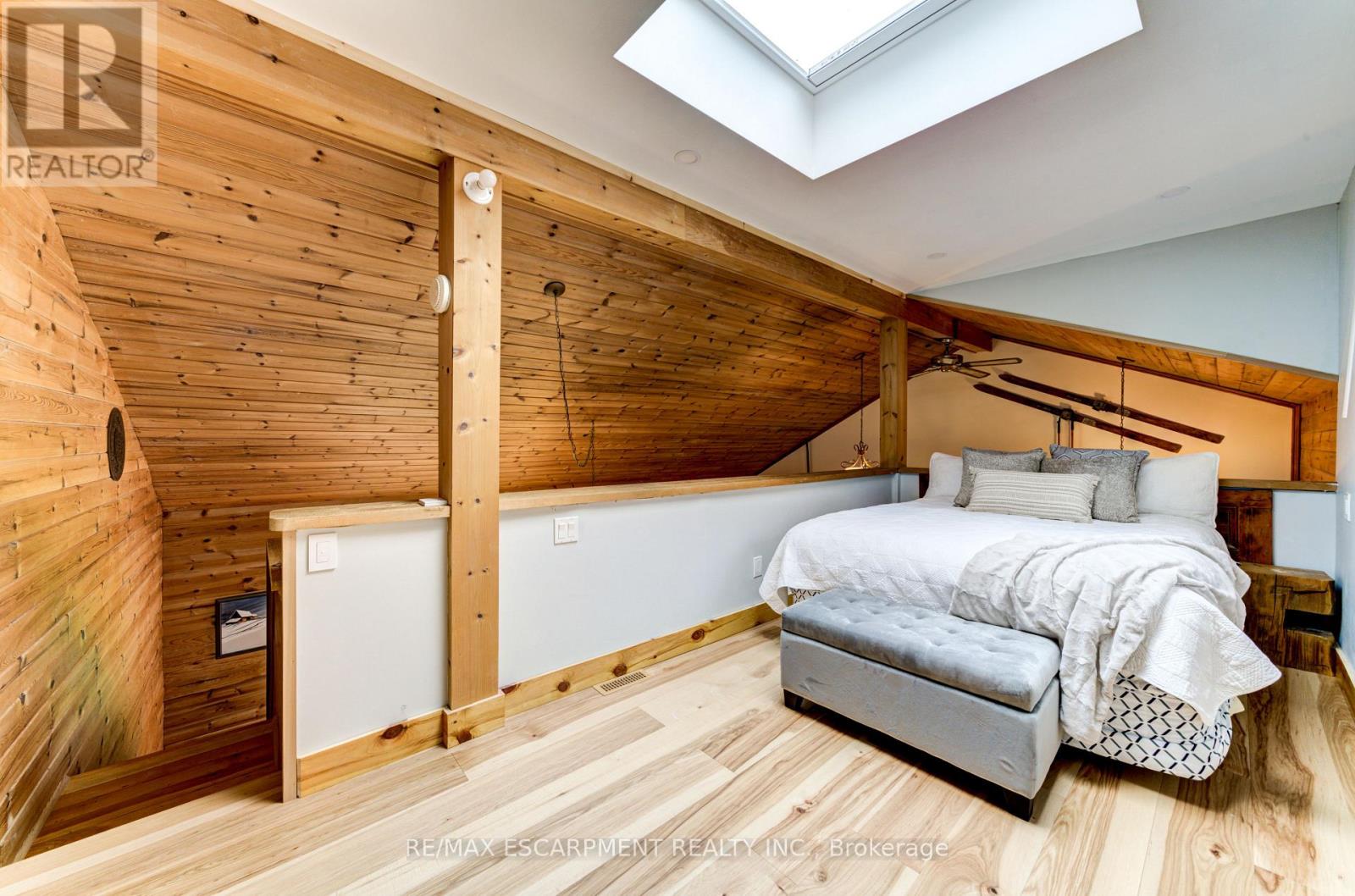 109 Hope Street, Blue Mountains, Ontario  L9Y 0L1 - Photo 29 - X12609716