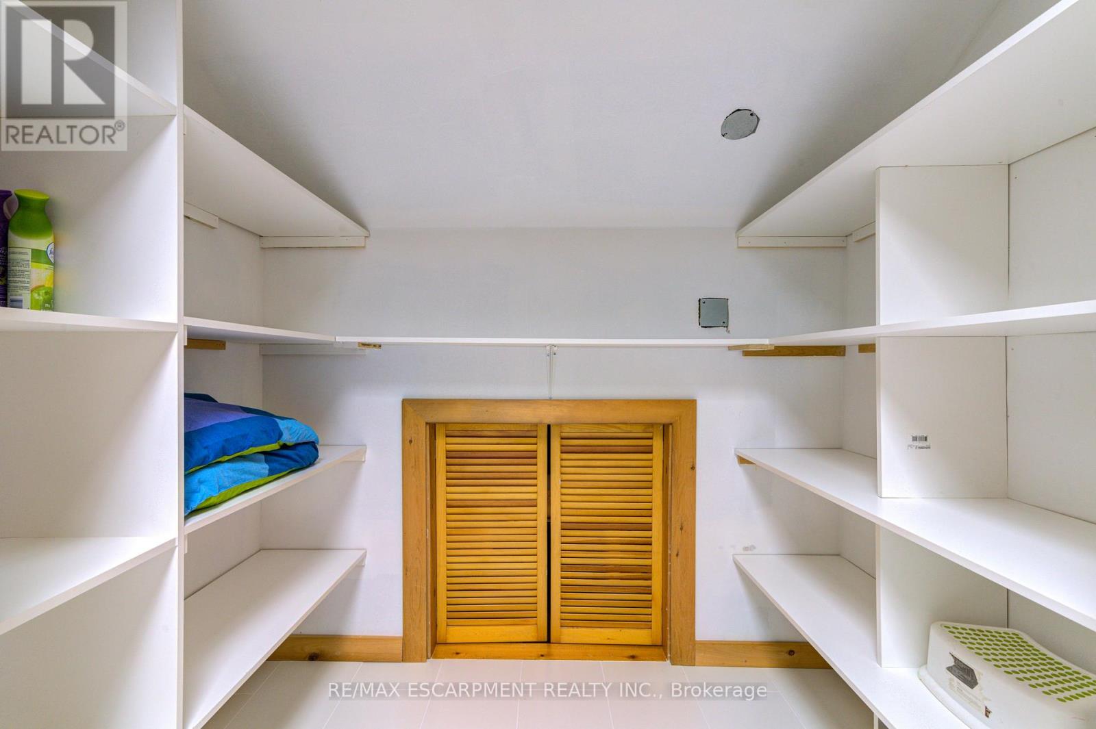 109 Hope Street, Blue Mountains, Ontario  L9Y 0L1 - Photo 32 - X12609716