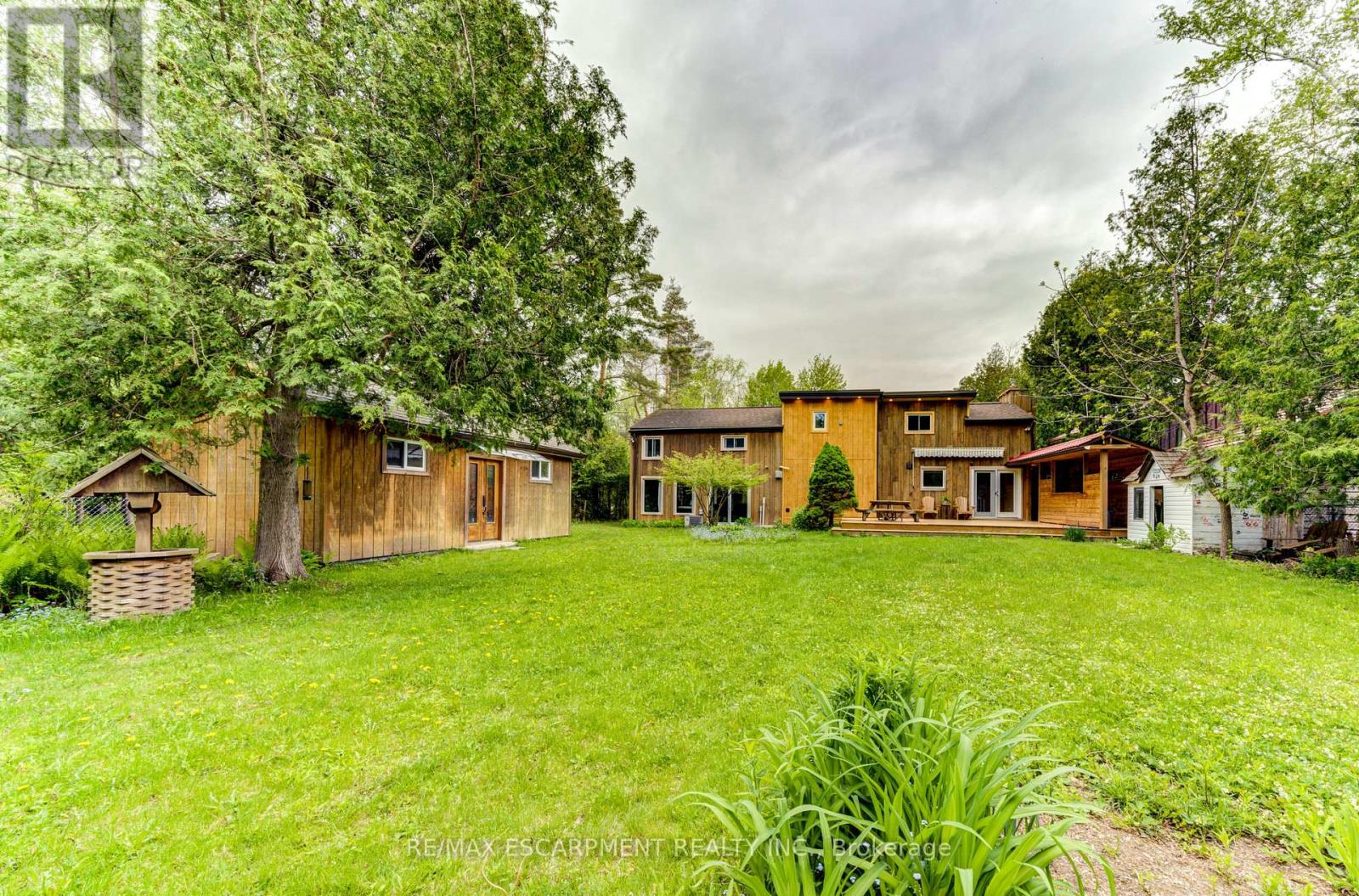 109 Hope Street, Blue Mountains, Ontario  L9Y 0L1 - Photo 43 - X12609716