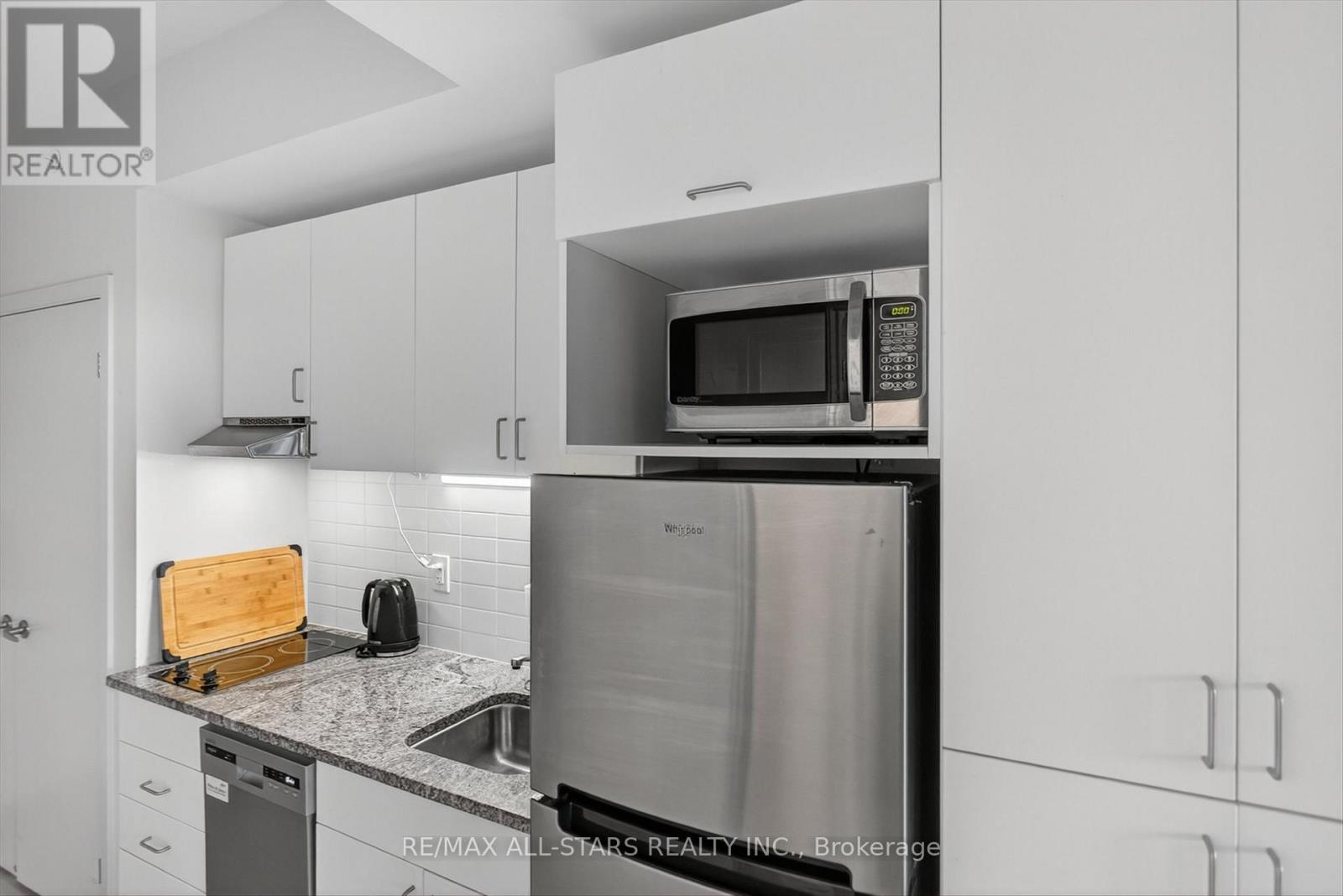 220 - 1800 Simcoe Street N, Oshawa, Ontario  L1G 4X9 - Photo 7 - E12589974