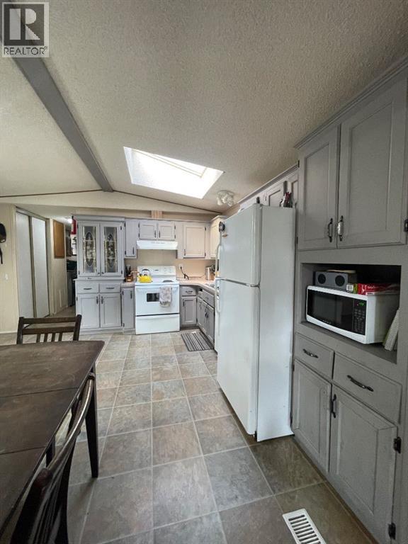 75023 Highway 750, High Prairie, Alberta T0G 1E0 - Photo 7 - A2248294