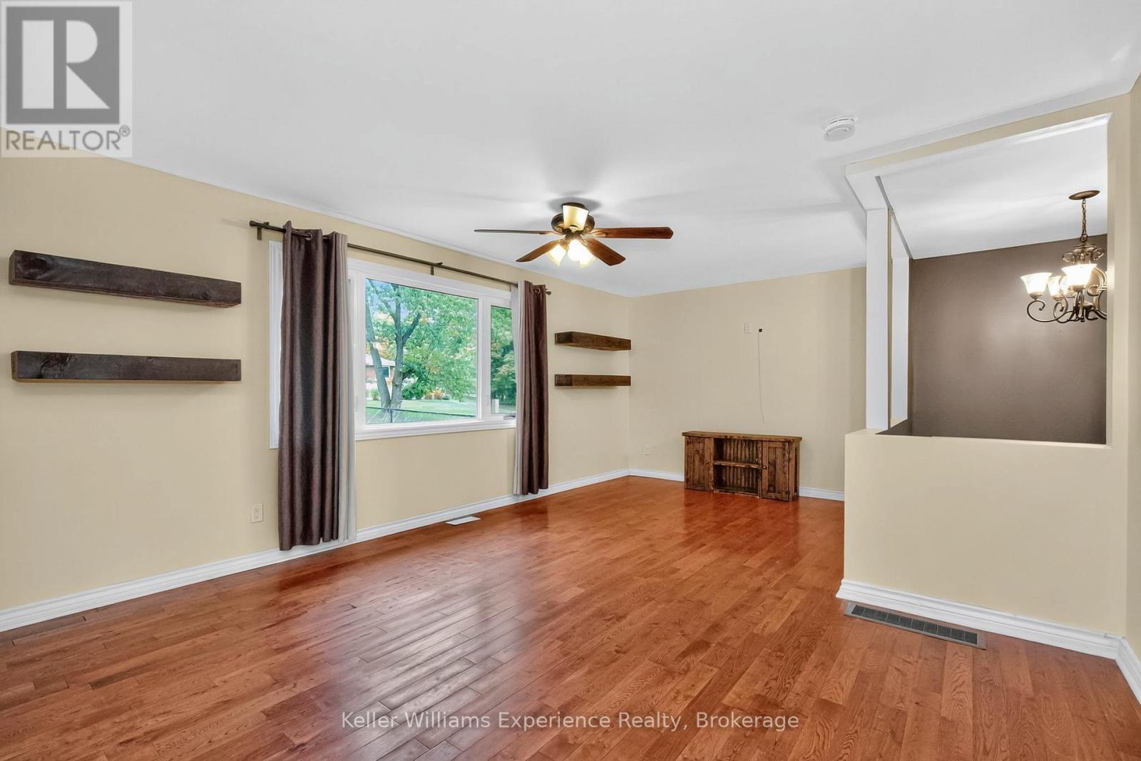 1504 Golf Link Road, Midland, Ontario  L4R 5L4 - Photo 11 - S12609762