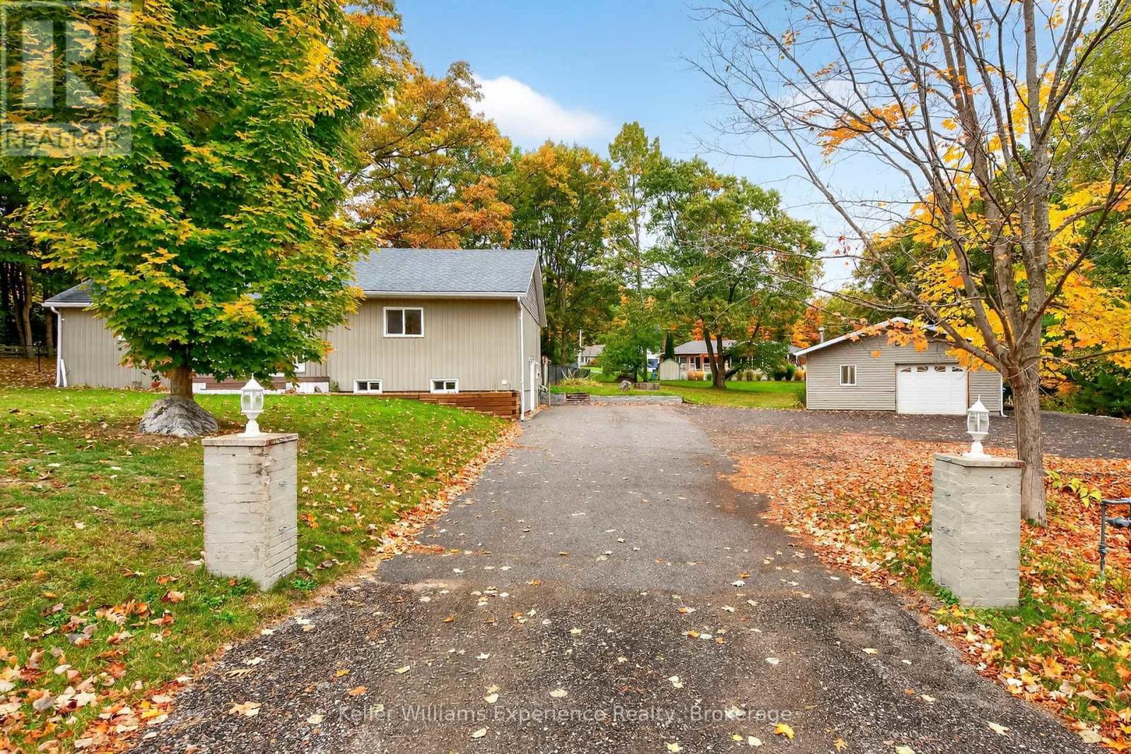 1504 Golf Link Road, Midland, Ontario  L4R 5L4 - Photo 3 - S12609762